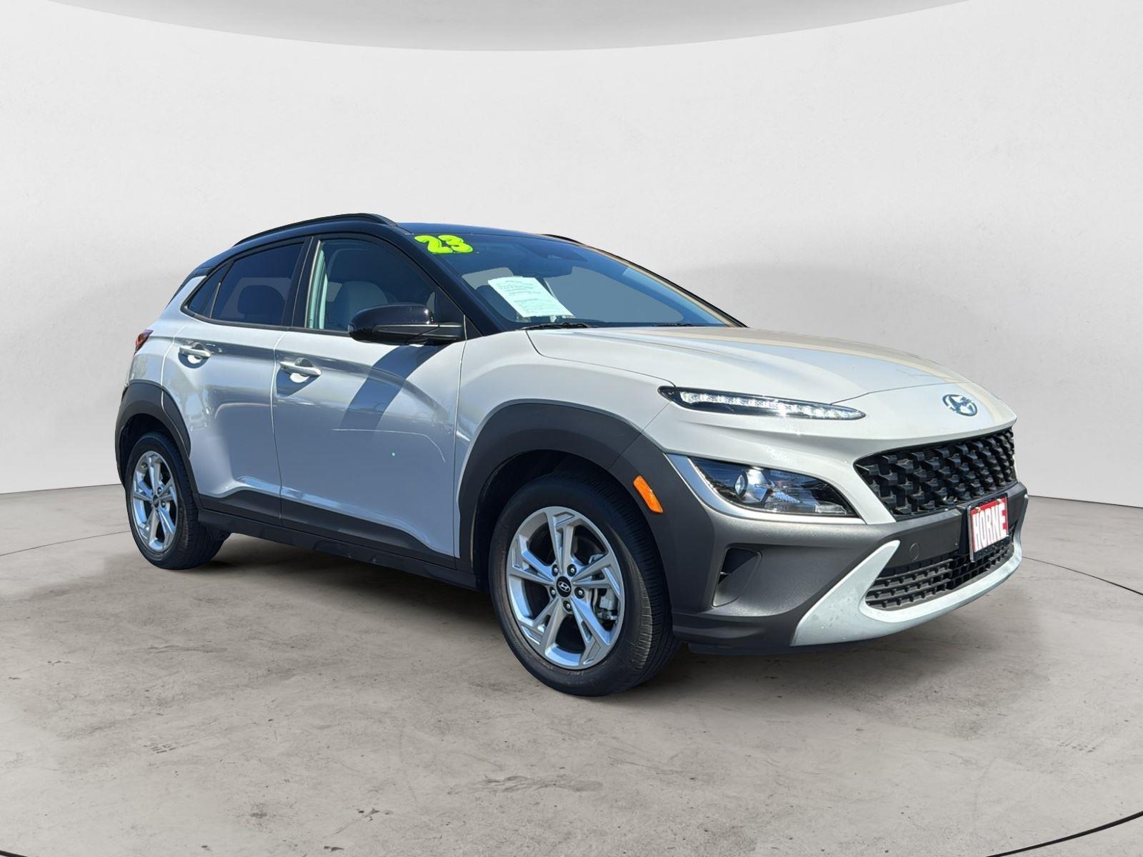 Cyber Silver w/Black Roof 2023 Hyundai Kona SEL FWD SUV / Crossover Front-Wheel Drive Continuously Variable Transmission