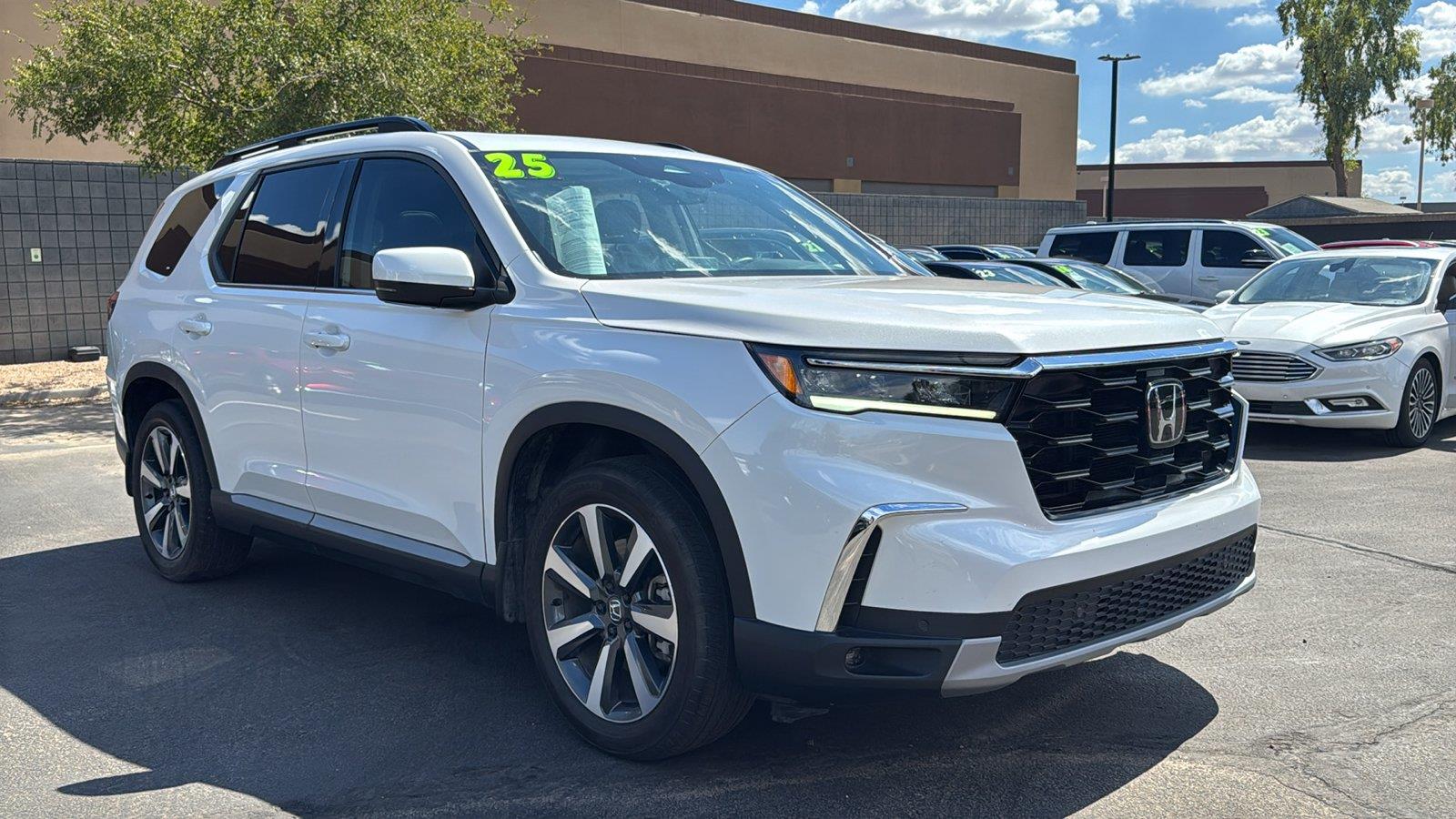 Platinum White Pearl 2025 Honda Pilot SUV / Crossover Front-Wheel Drive Automatic