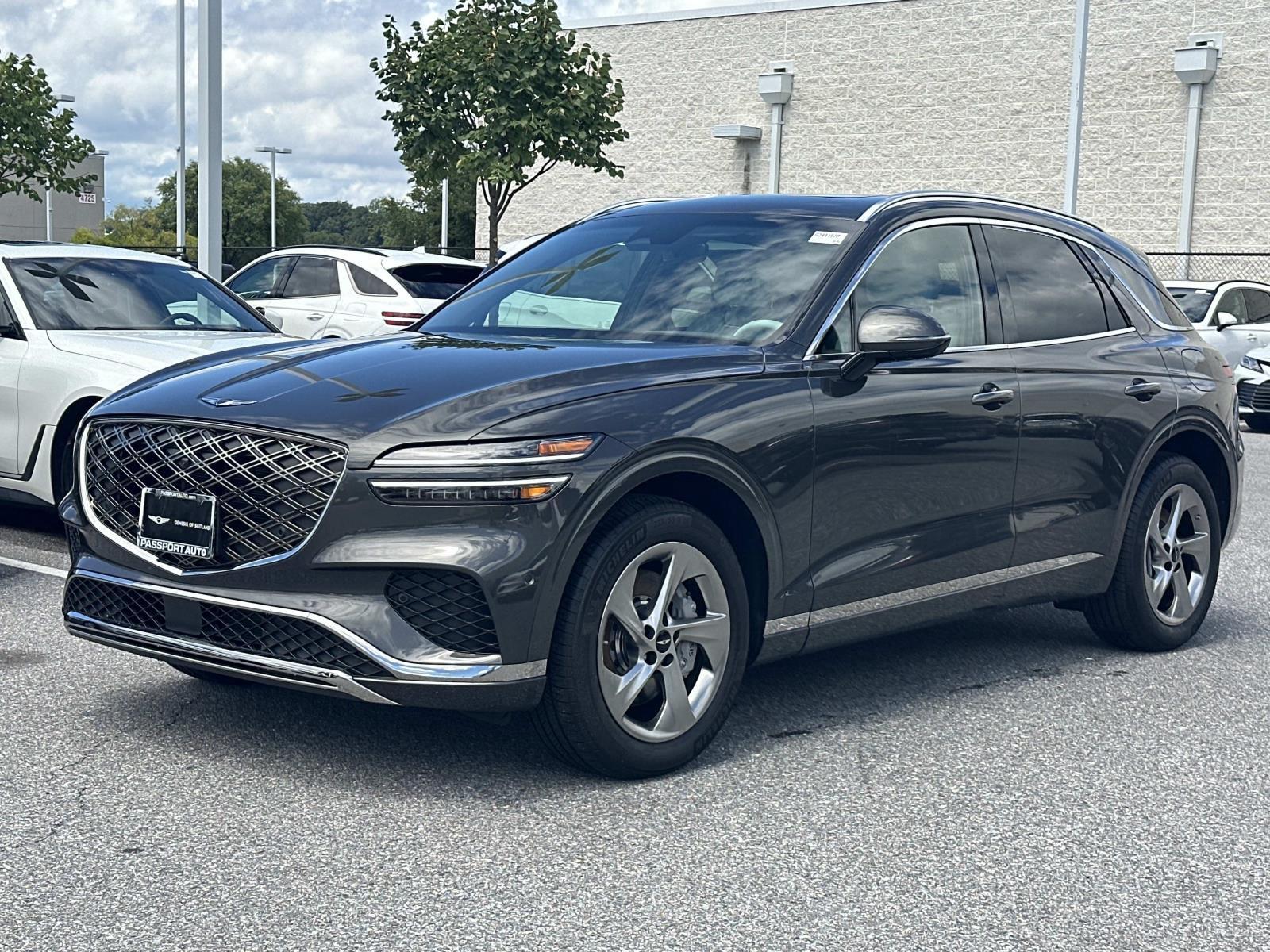 Makalu Gray 2026 Genesis GV70 SUV / Crossover All-Wheel Drive Automatic