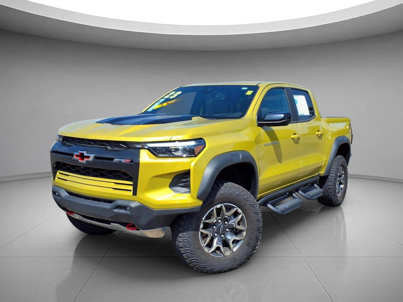 Nitro Yellow Metallic 2023 Chevrolet Colorado Pickup Truck Four-Wheel Drive 8-Speed Automatic