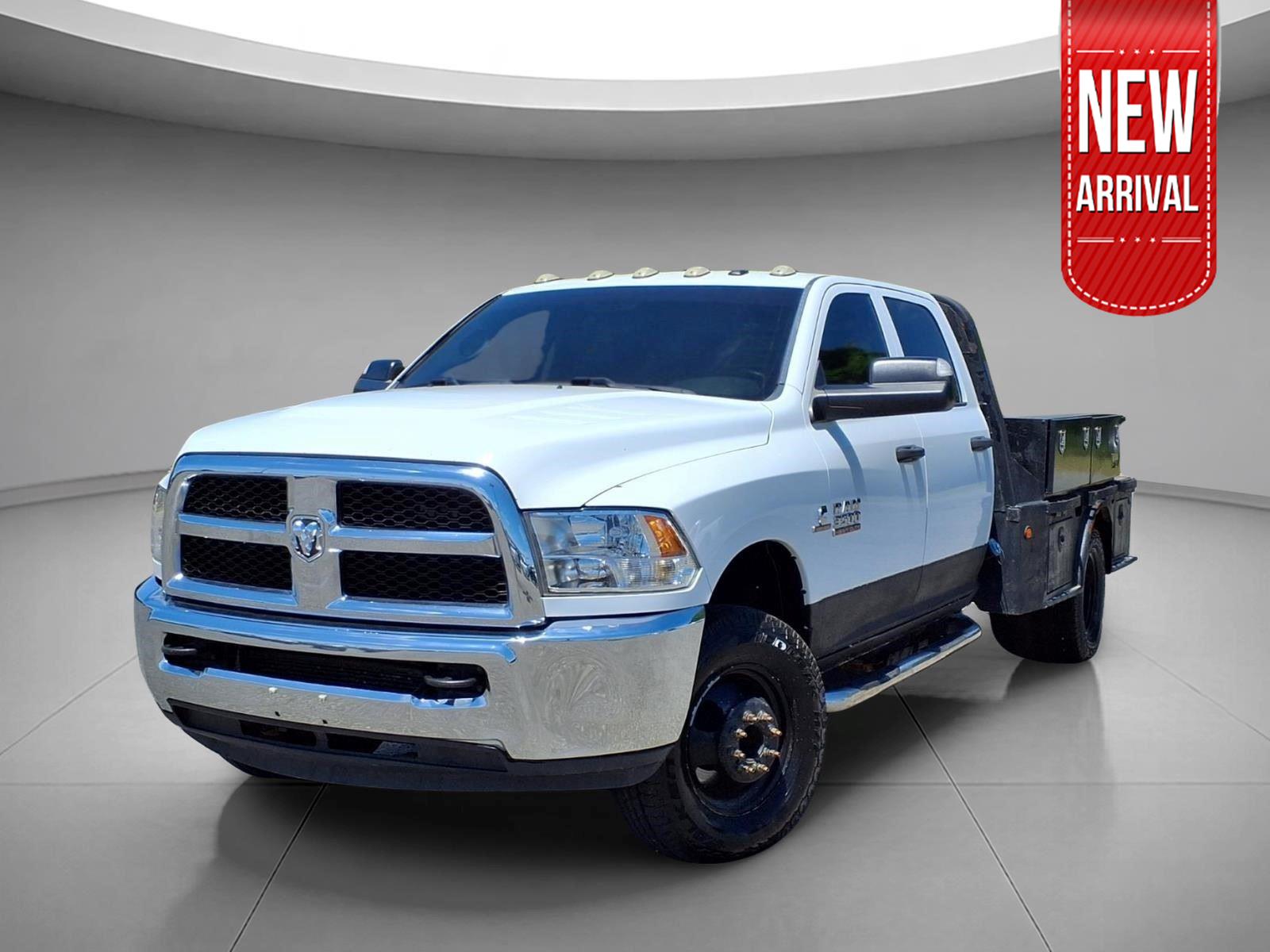 2016 RAM 3500 Chassis Tradesman Crew Cab 4WD