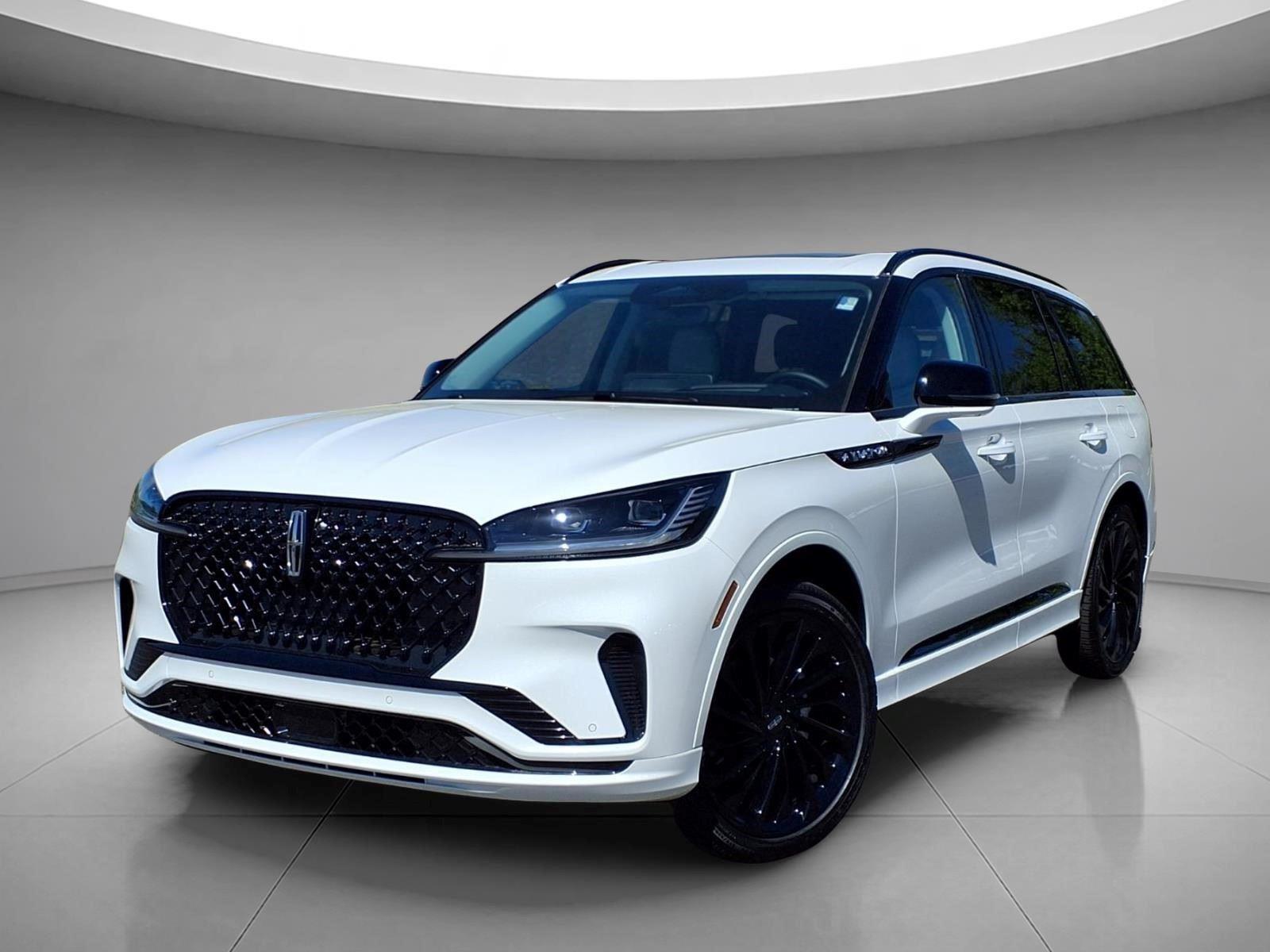 Pristine White Metallic Tri-Coat 2026 Lincoln Aviator Reserve AWD SUV / Crossover All-Wheel Drive Automatic