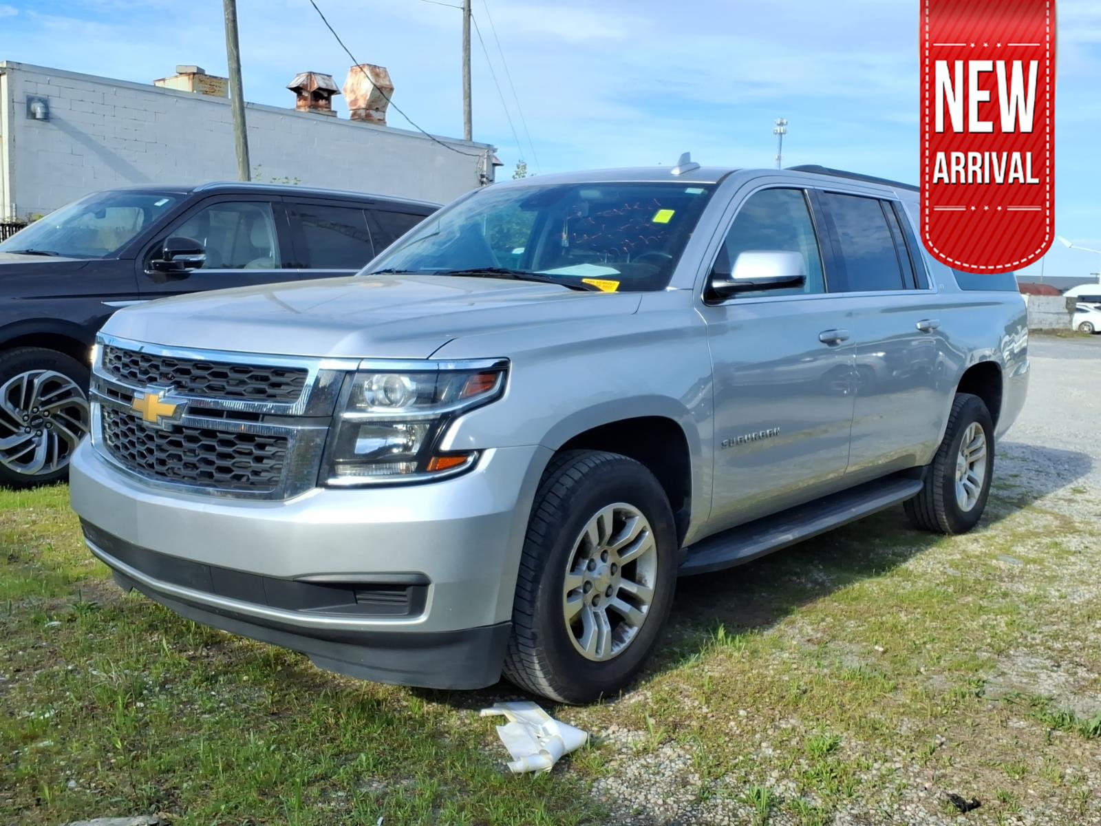 Silver Ice Metallic 2020 Chevrolet Suburban 1500 LT RWD SUV / Crossover 4X2 6-Speed Automatic