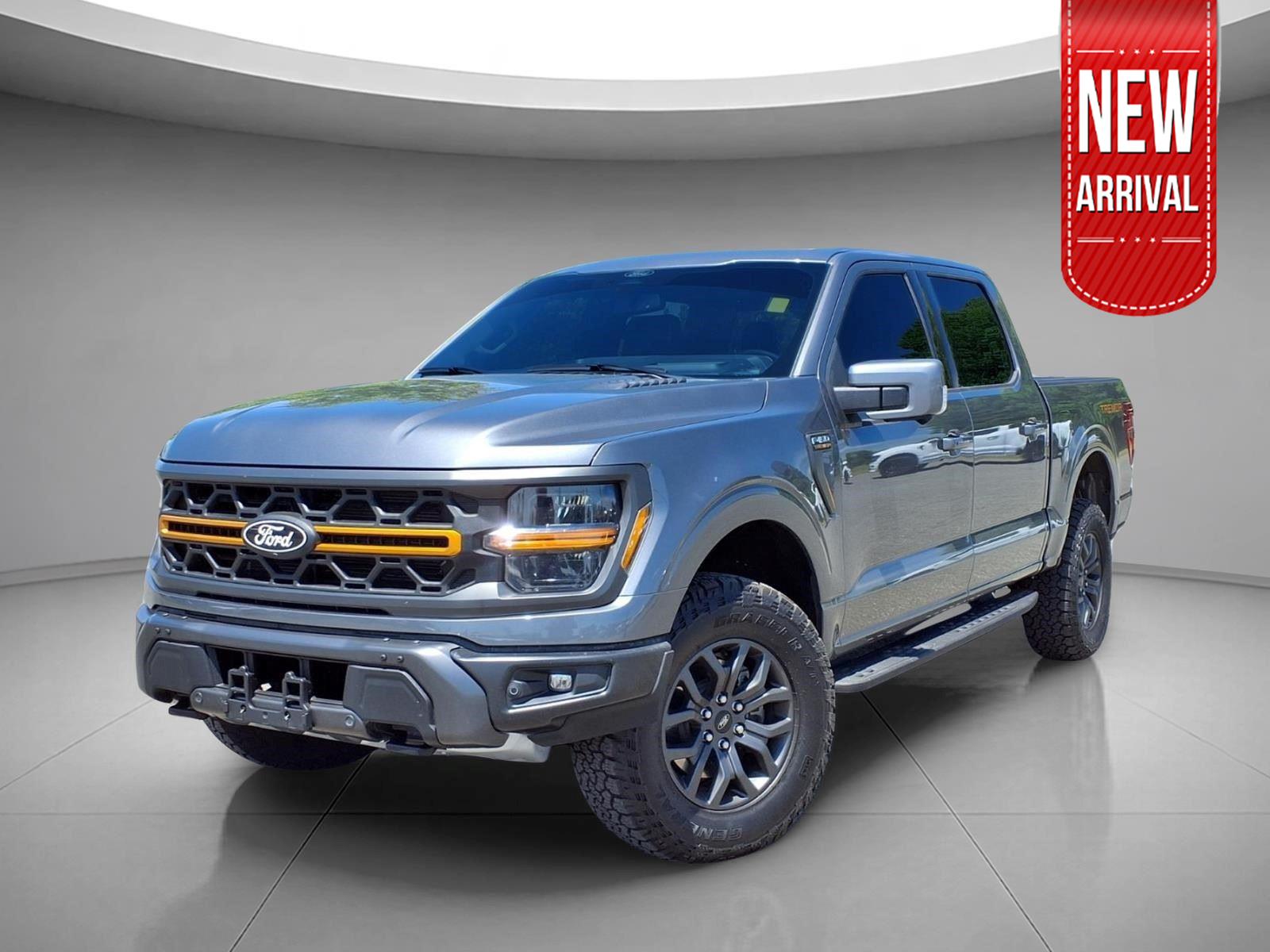 Carbonized Gray Metallic 2025 Ford F-150 Pickup Truck Four-Wheel Drive Automatic