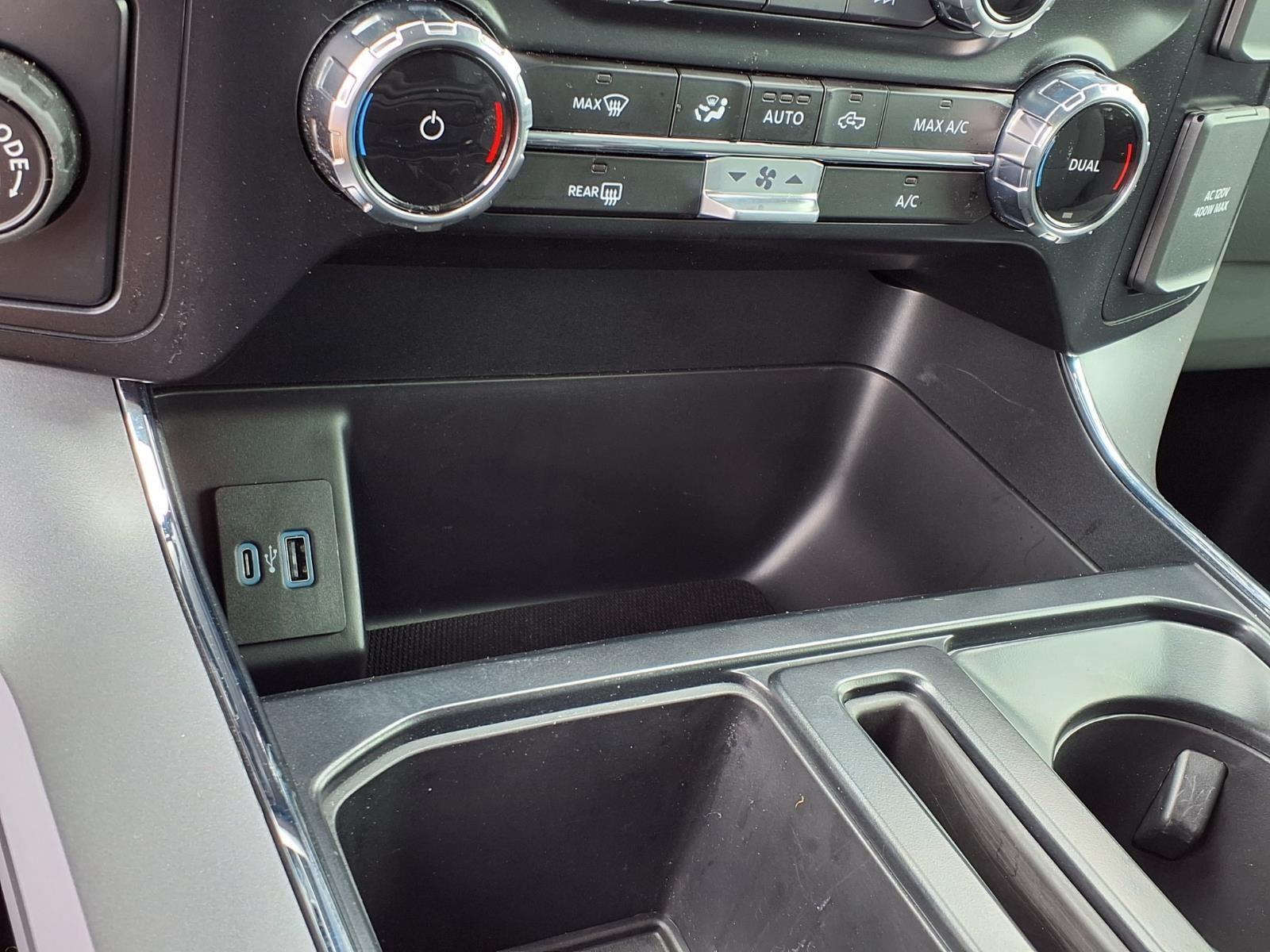 New 2024 OXFORD_WHITE Ford XLT image 5