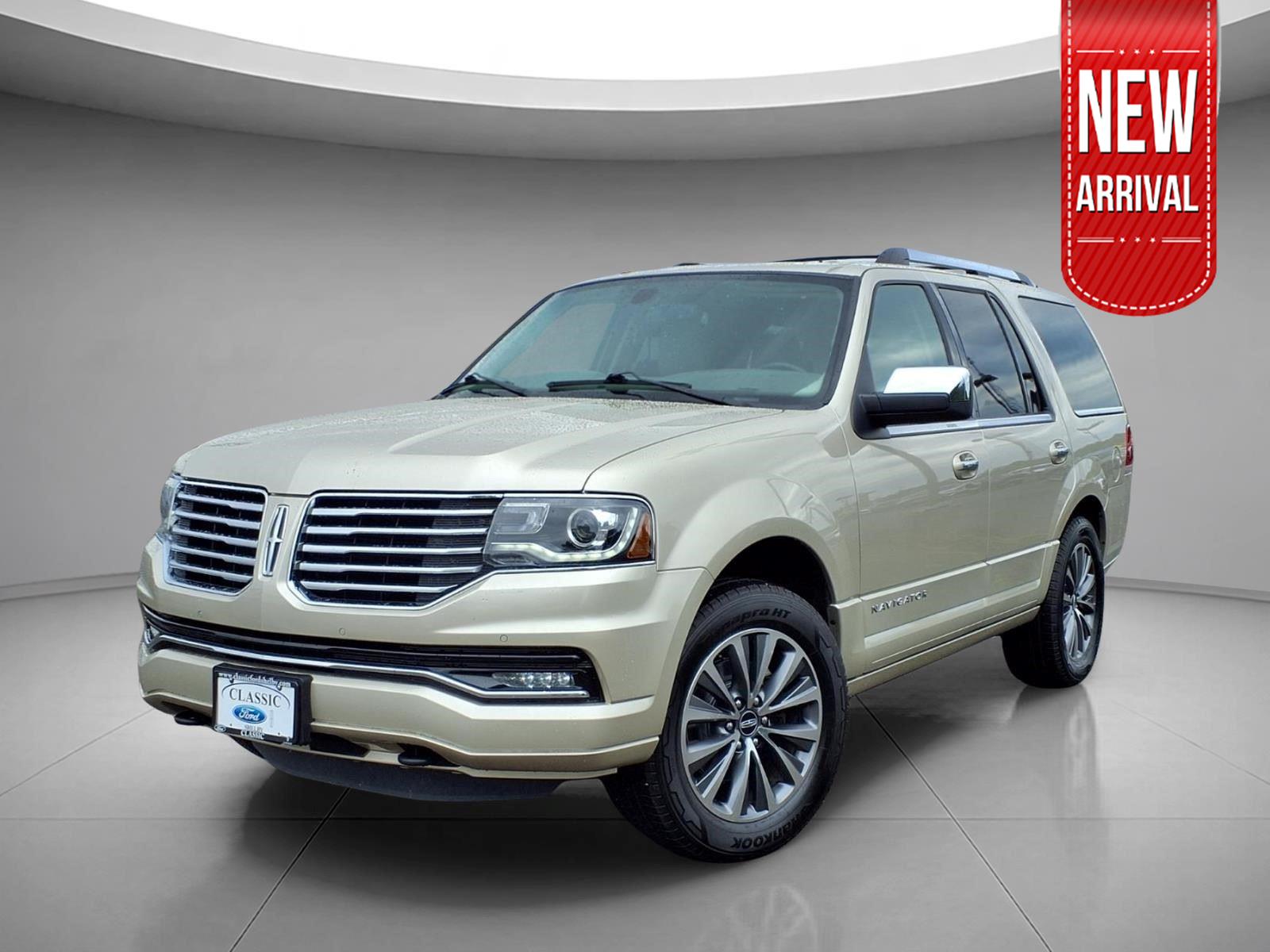 Palladium White Gold Metallic 2017 Lincoln Navigator SUV / Crossover 4X2 6-Speed Automatic
