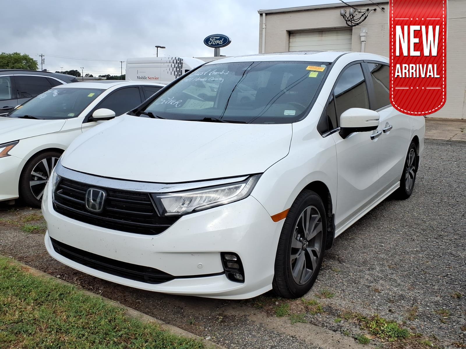 Platinum White Pearl 2021 Honda Odyssey Minivan Front-Wheel Drive Automatic