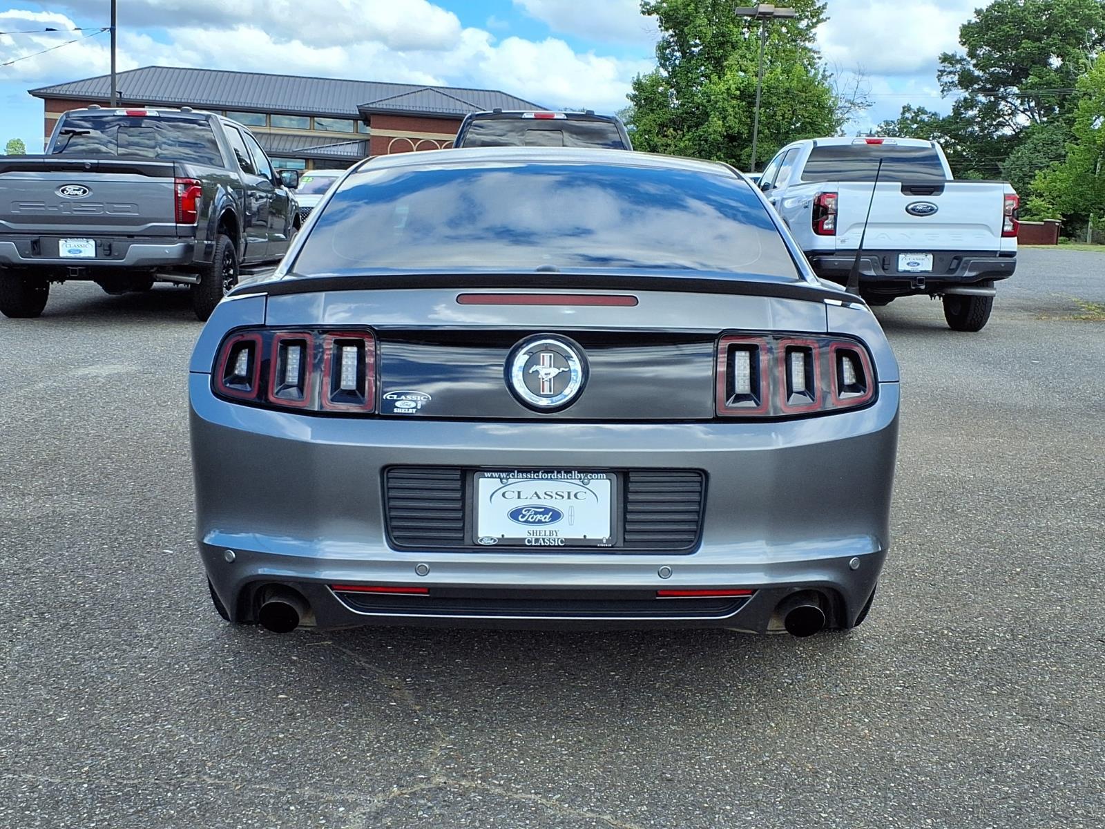 Used 2014 Sterling Gray Metallic Ford V6 Premium image 9