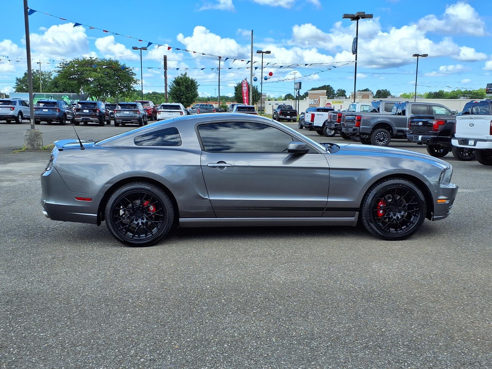 Used 2014 Sterling Gray Metallic Ford V6 Premium image 10