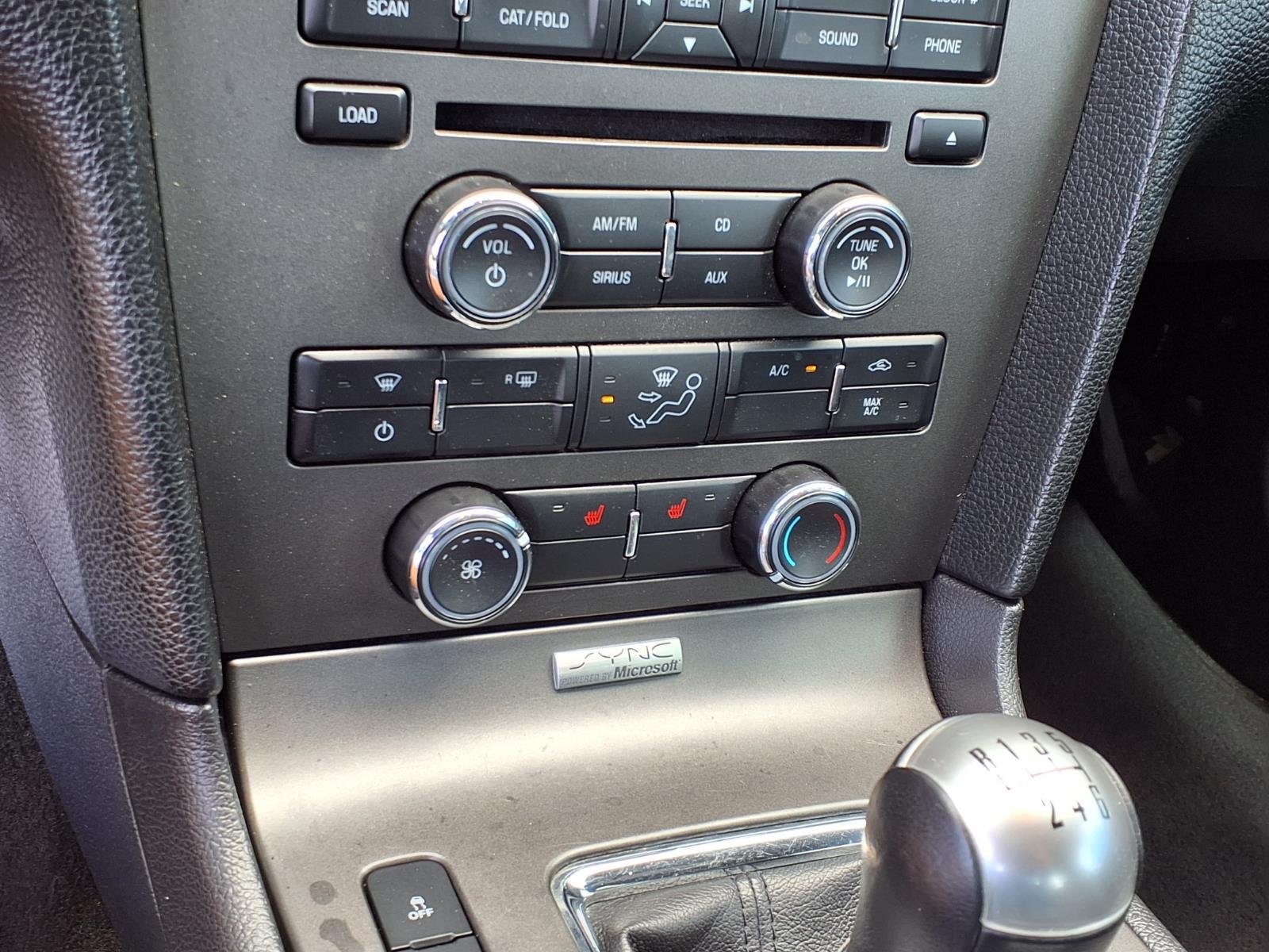 Used 2014 Sterling Gray Metallic Ford V6 Premium image 25