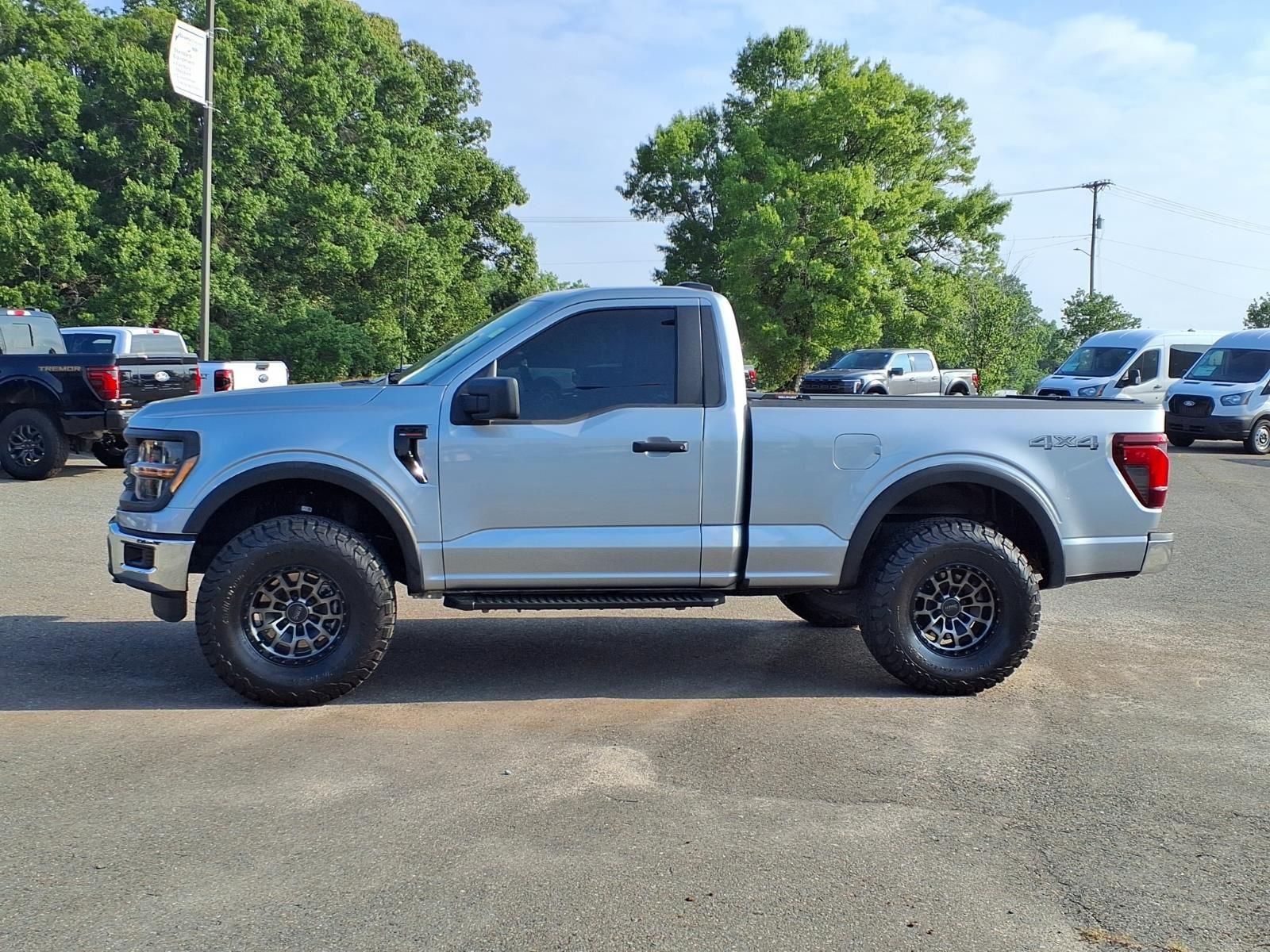 Used 2024 Iconic Silver Metallic Ford XL image 3