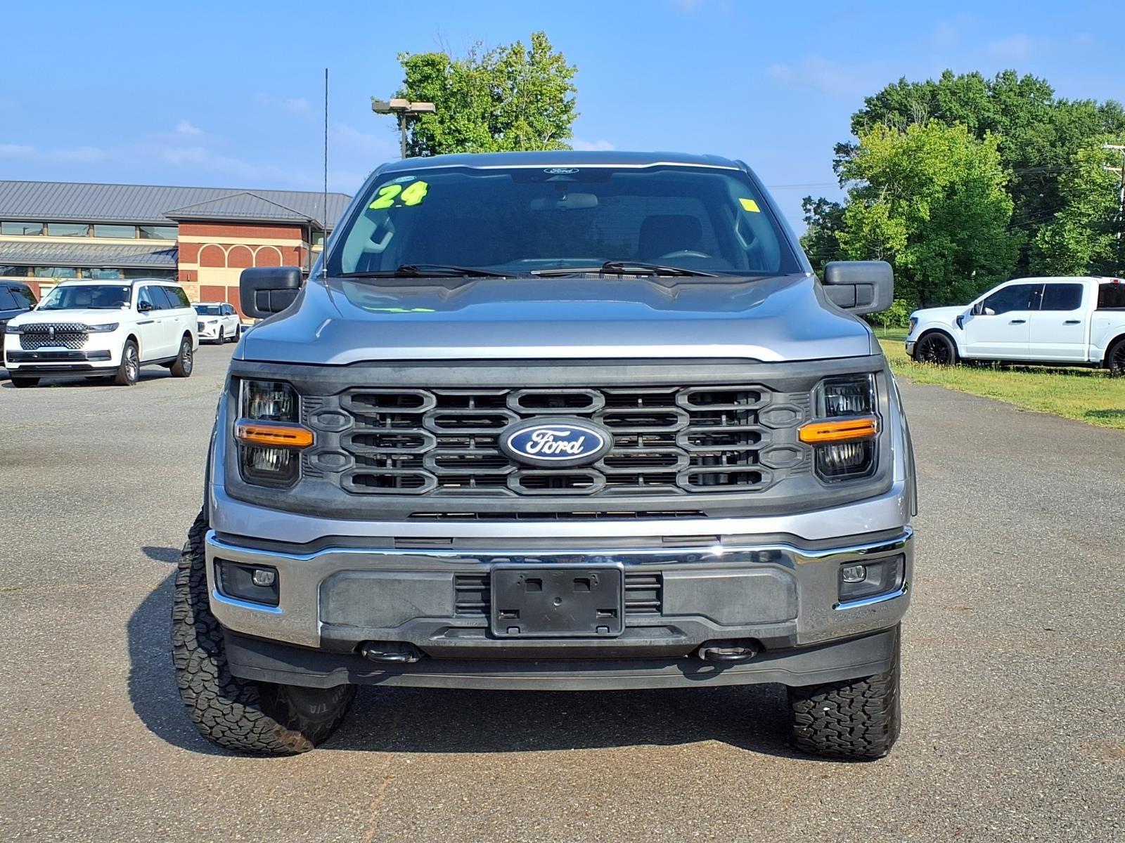 Used 2024 Iconic Silver Metallic Ford XL image 8