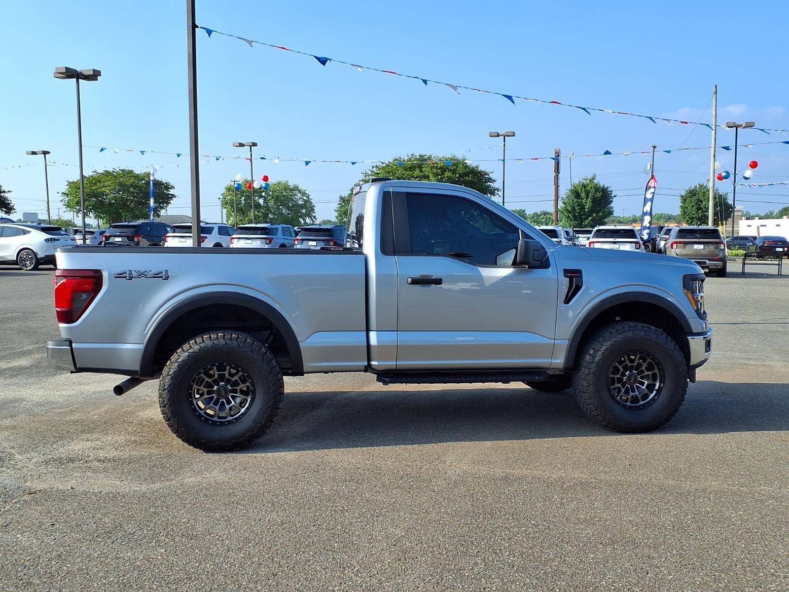 Used 2024 Iconic Silver Metallic Ford XL image 10
