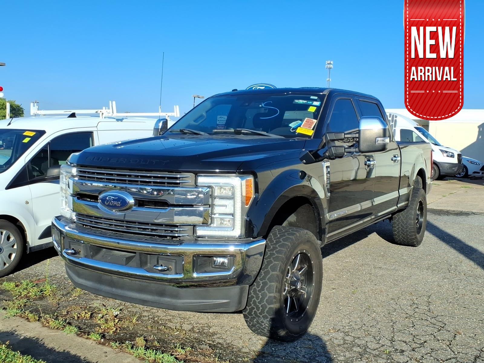 Shadow Black 2018 Ford F-250 Super Duty Pickup Truck Four-Wheel Drive 6-Speed Automatic