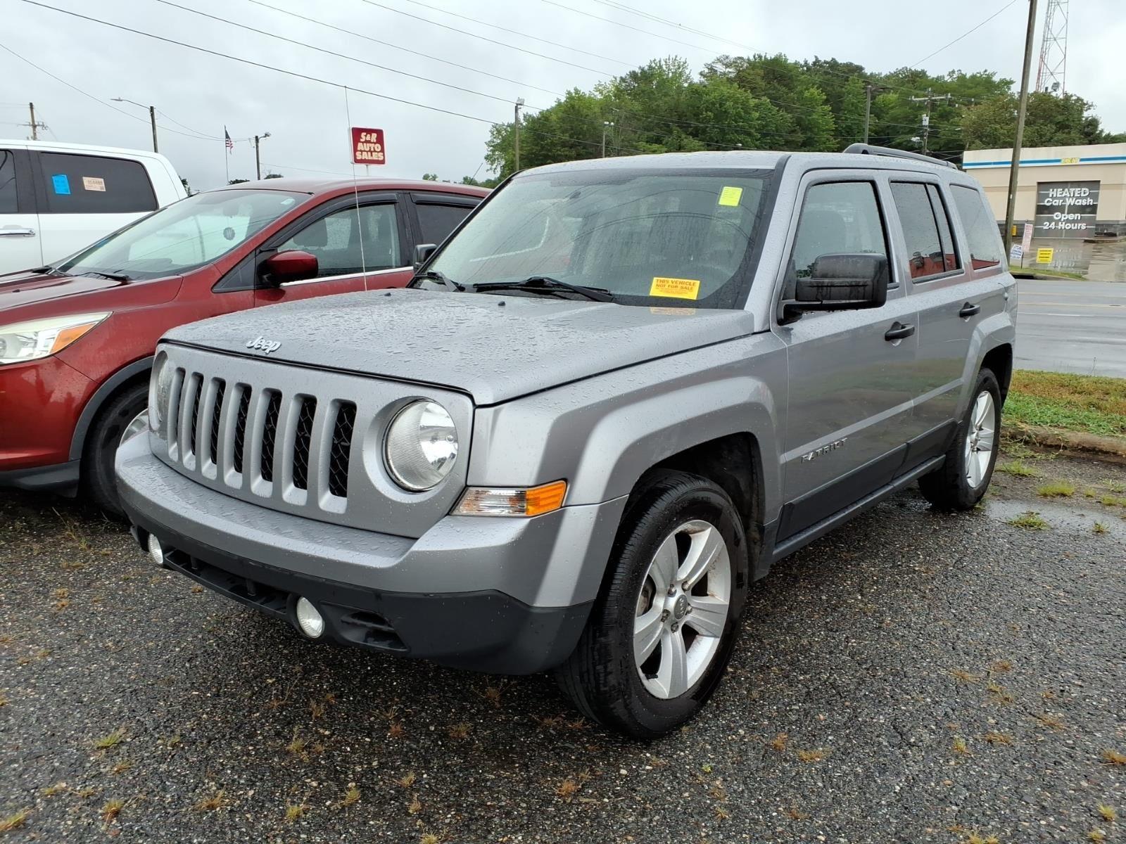 Deep Cherry Red Crystal Pearlcoat 2016 Jeep Patriot SUV / Crossover Front-Wheel Drive Continuously Variable Transmission