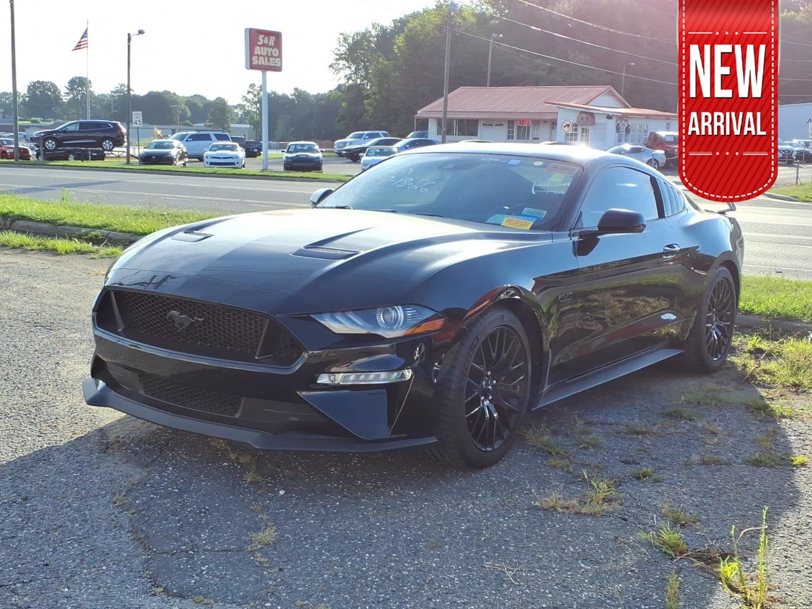 Shadow Black 2018 Ford Mustang Coupe Rear-Wheel Drive 6-Speed Manual