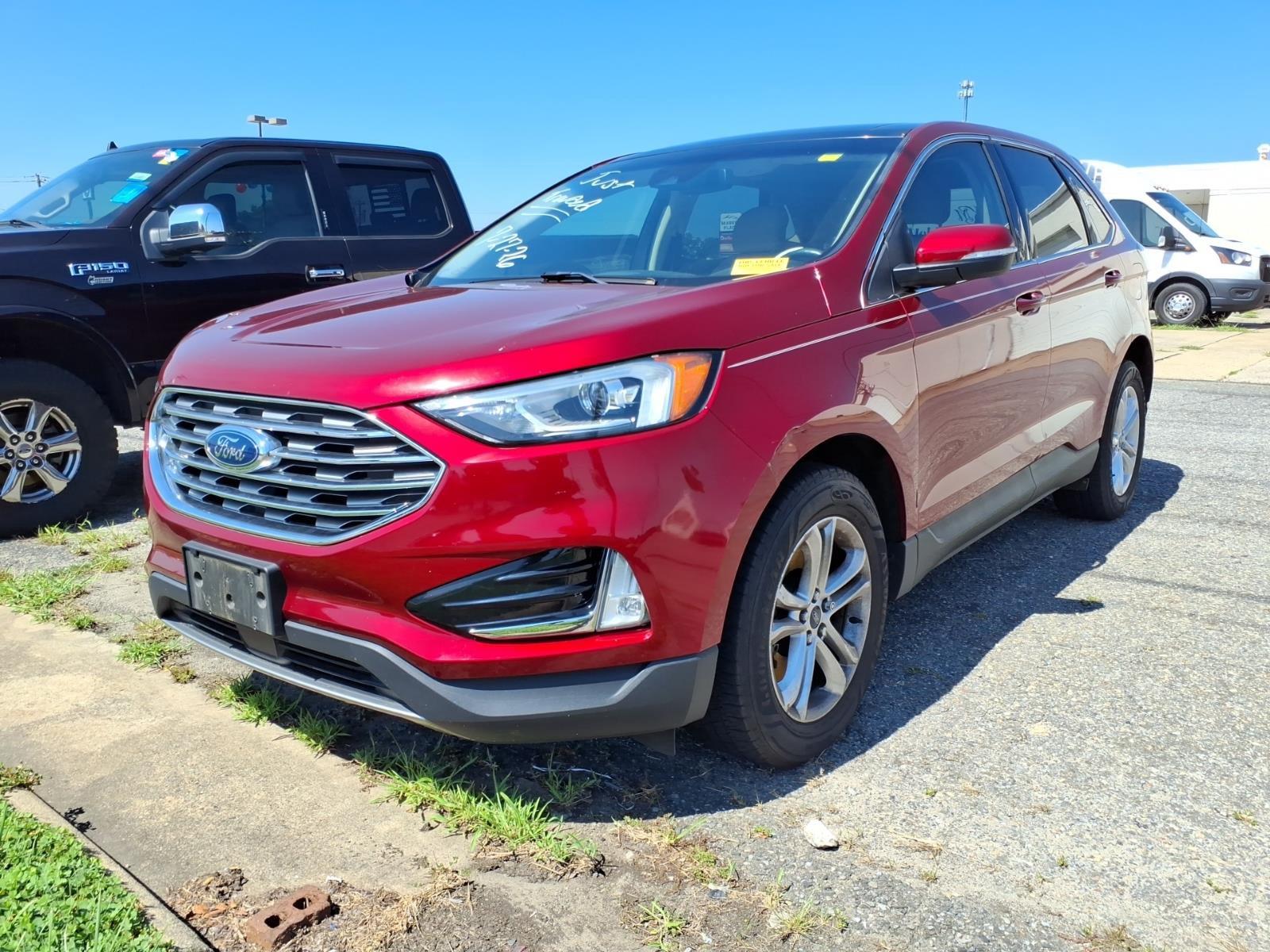 Ruby Red Metallic Tinted Clearcoat 2019 Ford Edge SUV / Crossover All-Wheel Drive 8-Speed Automatic