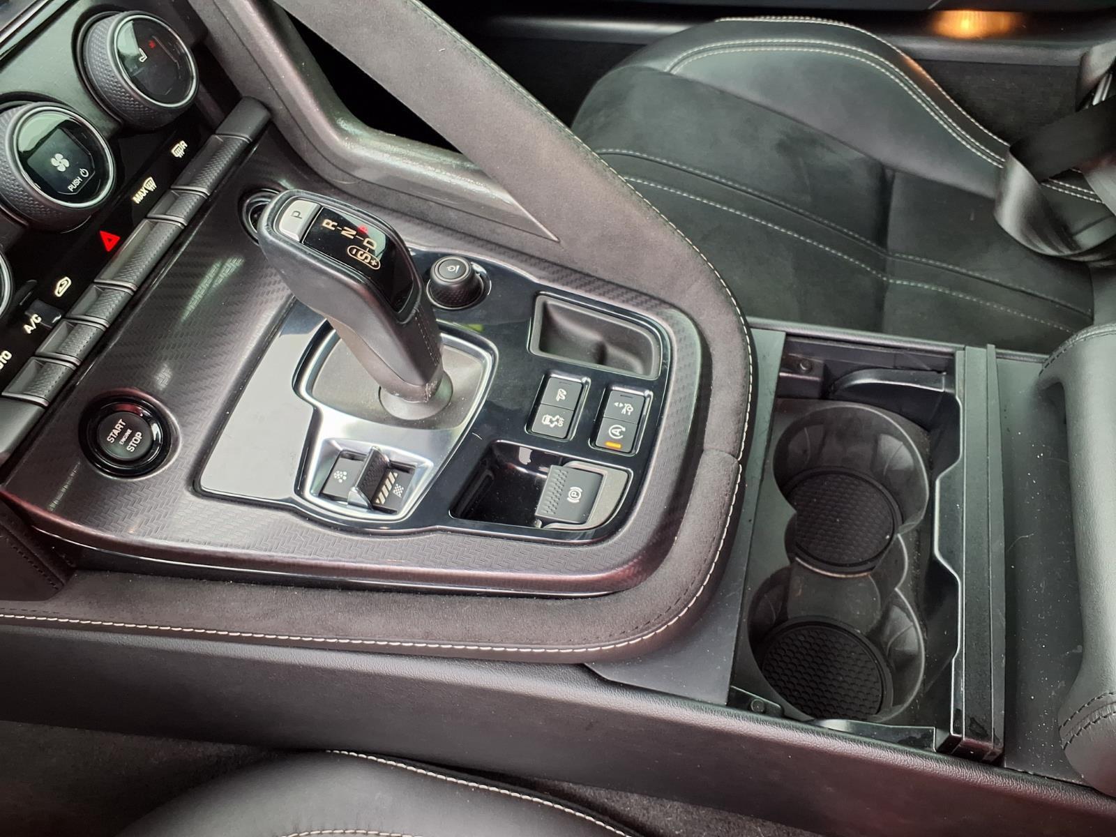 Used 2016 Glacier White Metallic Jaguar R image 6