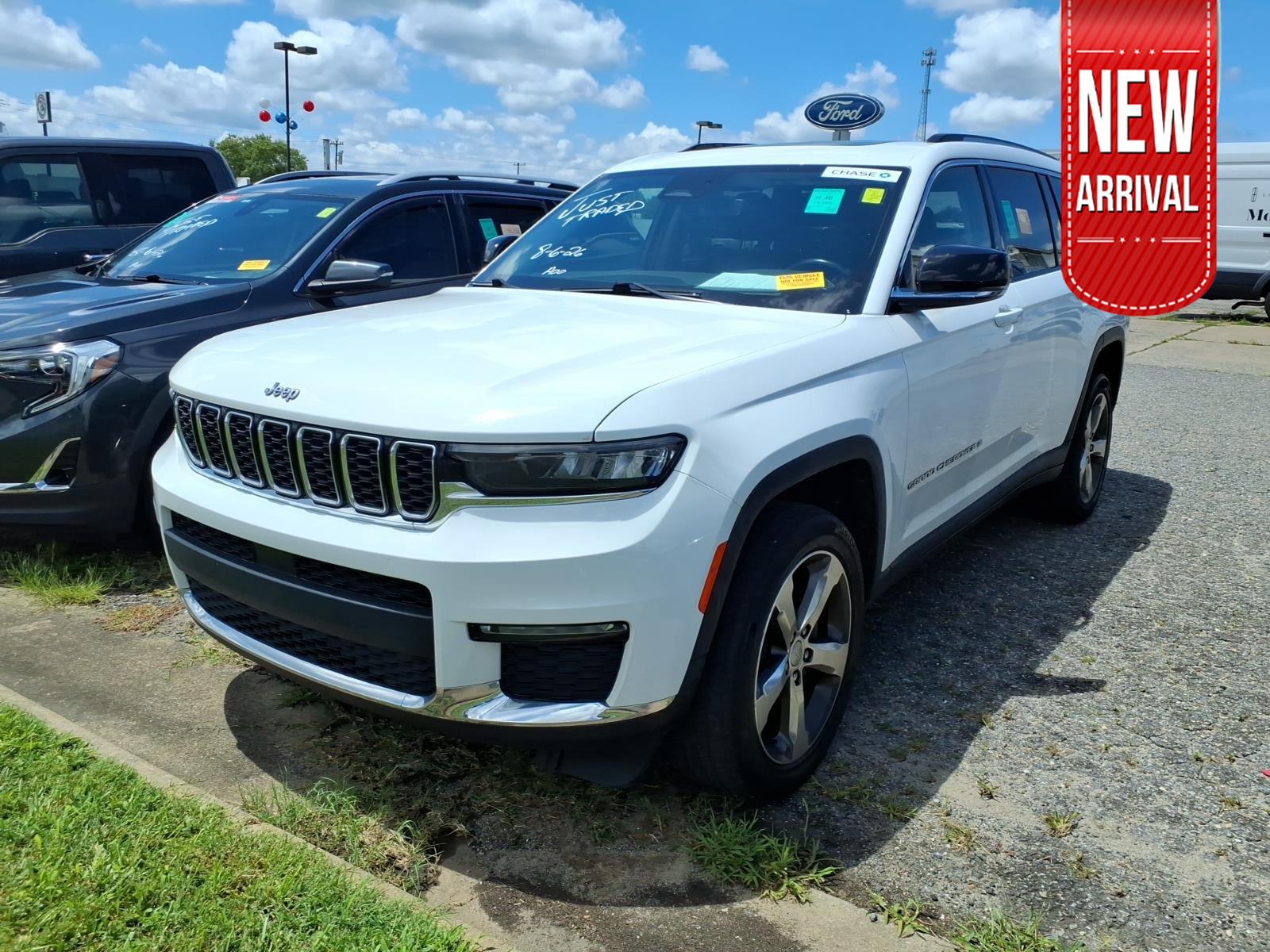 White 2021 Jeep Grand Cherokee L SUV / Crossover Four-Wheel Drive