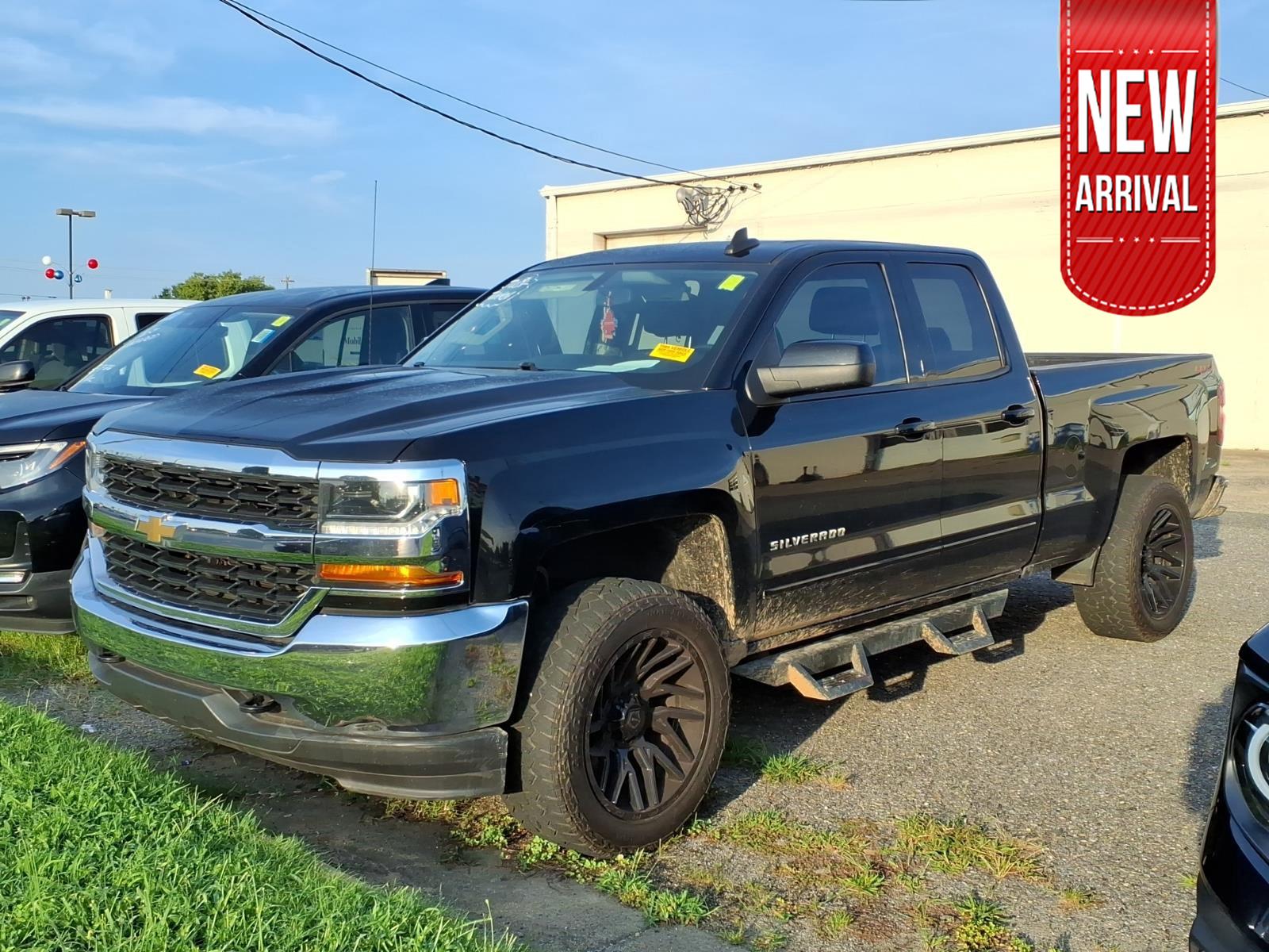 Black 2018 Chevrolet Silverado 1500 Pickup Truck Four-Wheel Drive 6-Speed Automatic