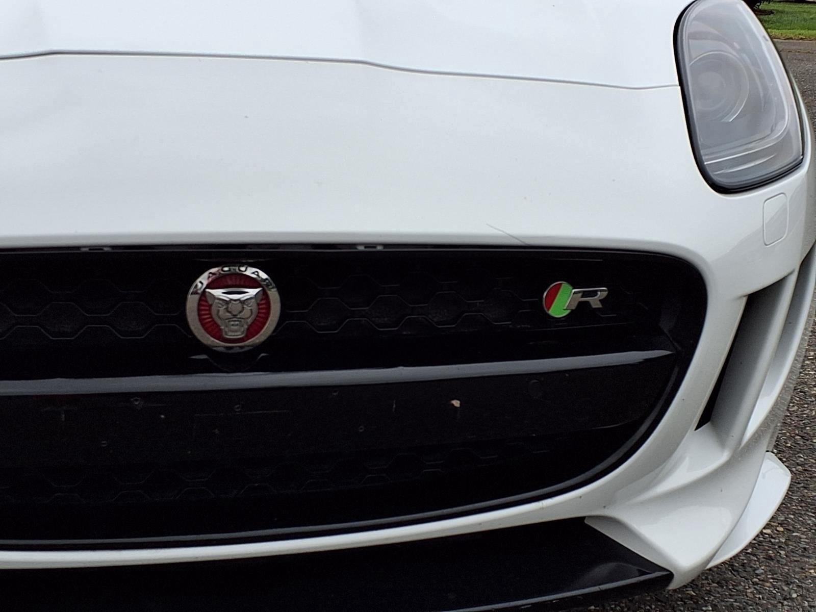 Used 2016 Glacier White Metallic Jaguar R image 12