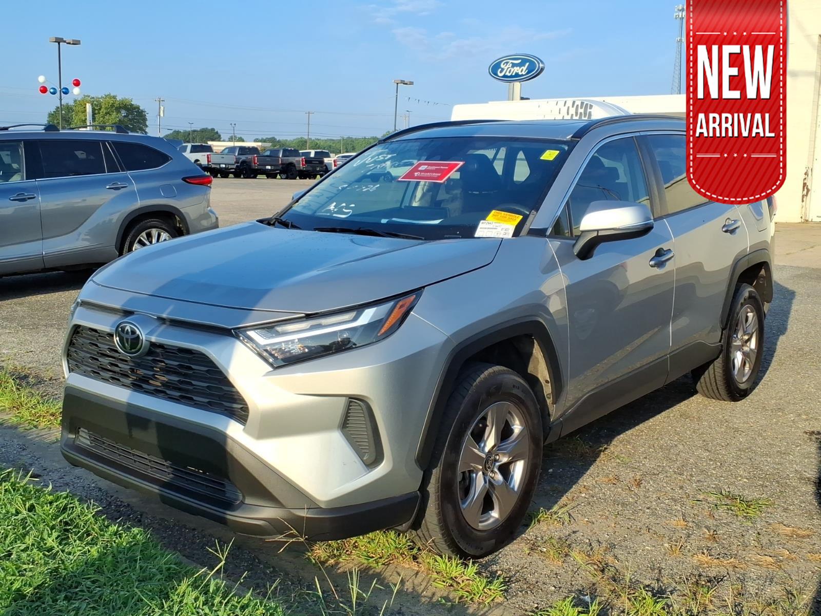 Silver Sky Metallic 2023 Toyota RAV4 SUV / Crossover Front-Wheel Drive Automatic