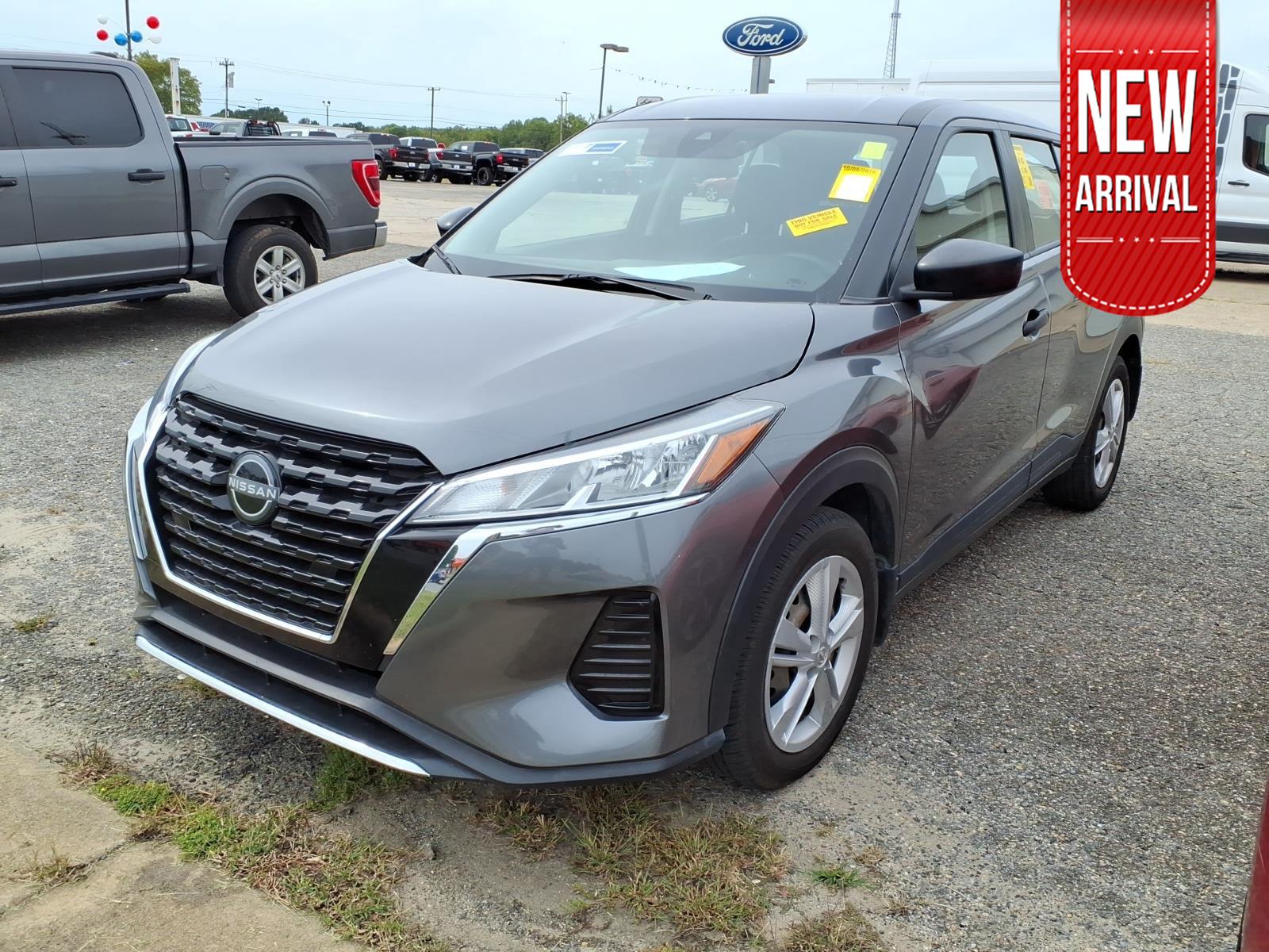 Gray (Gun Metallic) 2024 Nissan Kicks SUV / Crossover Front-Wheel Drive Continuously Variable Transmission