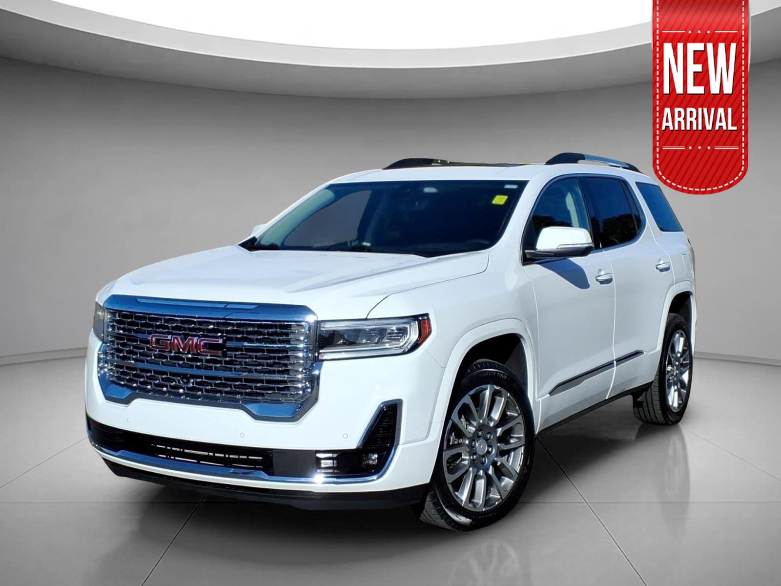2023 GMC Acadia Denali FWD