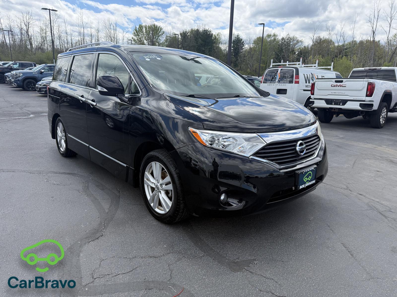 2015 Nissan Quest SL's photo