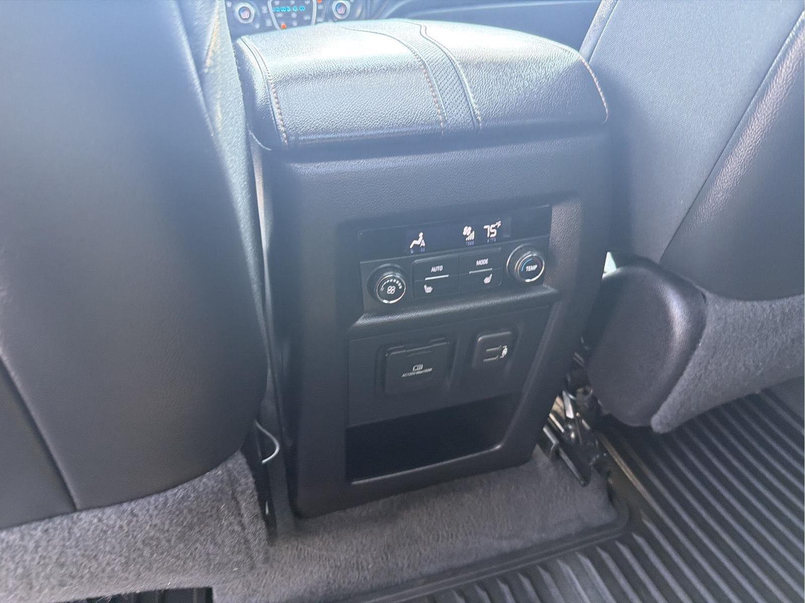 2019 Chevrolet Traverse Premier - Photo 22