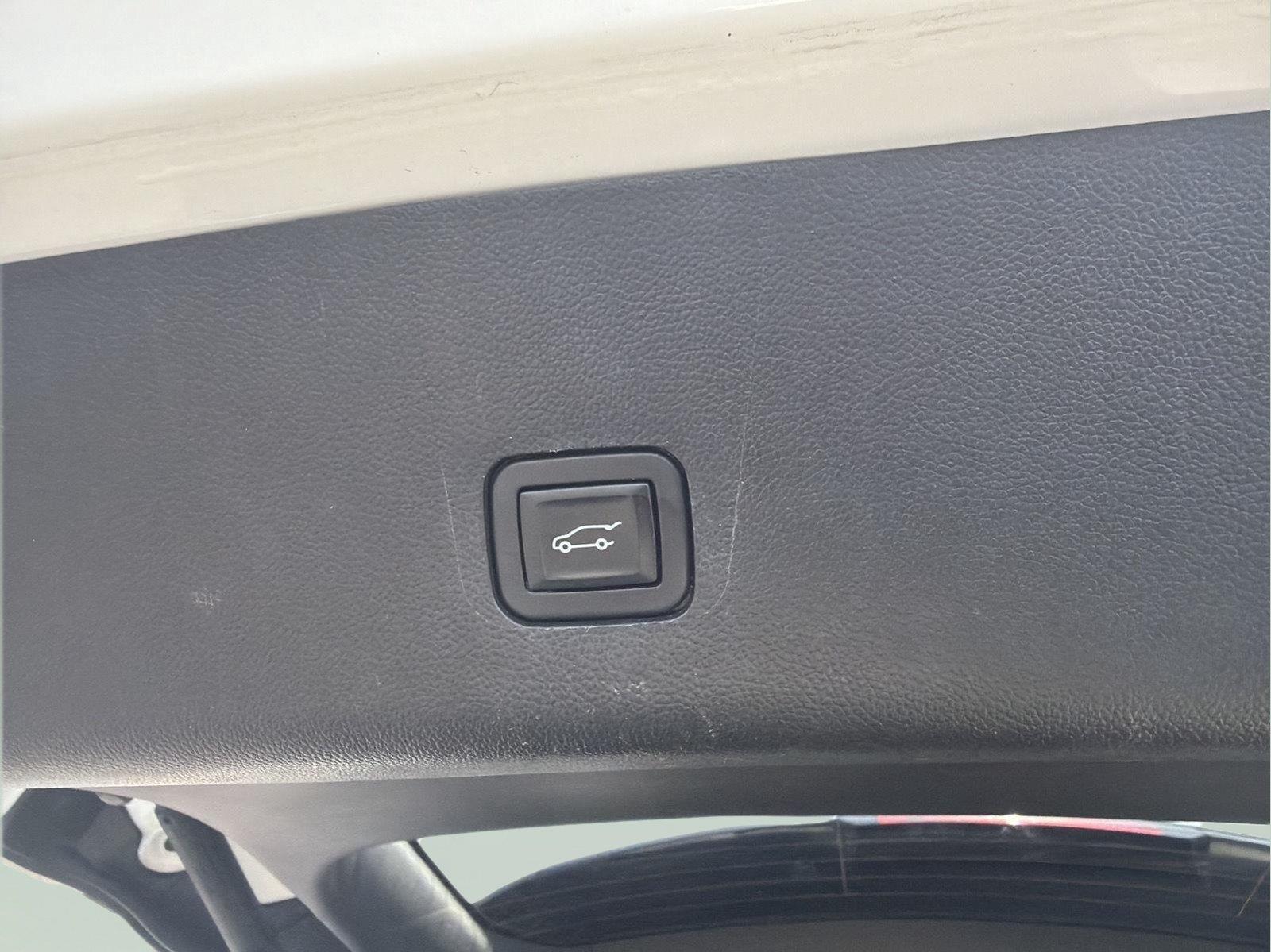 2019 Chevrolet Traverse Premier - Photo 25
