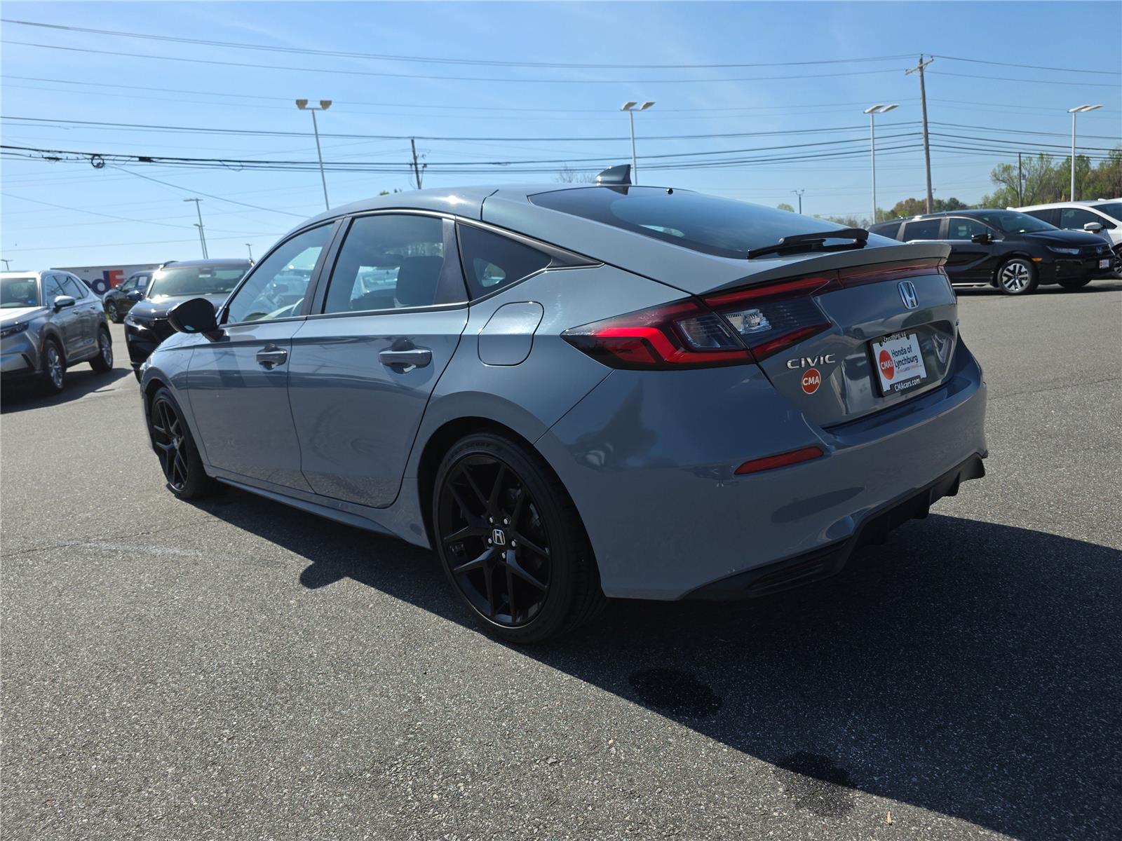 View vehicle photo 4