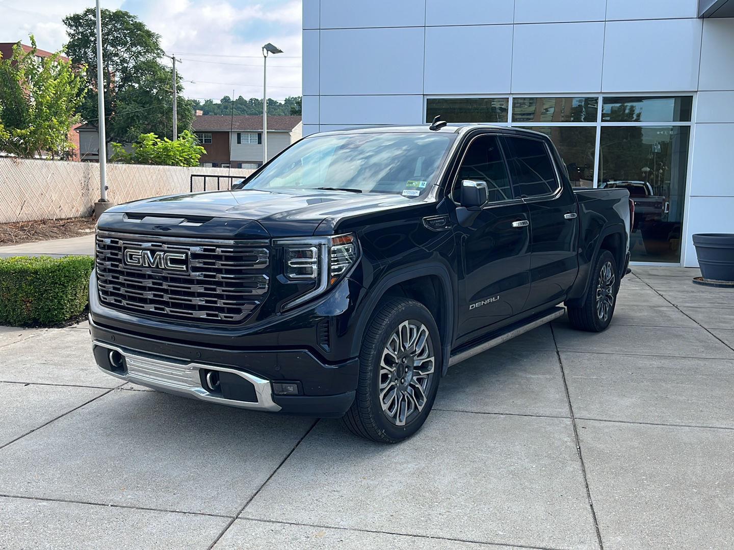 Onyx Black 2025 GMC Sierra 1500 Pickup Truck Four-Wheel Drive Automatic