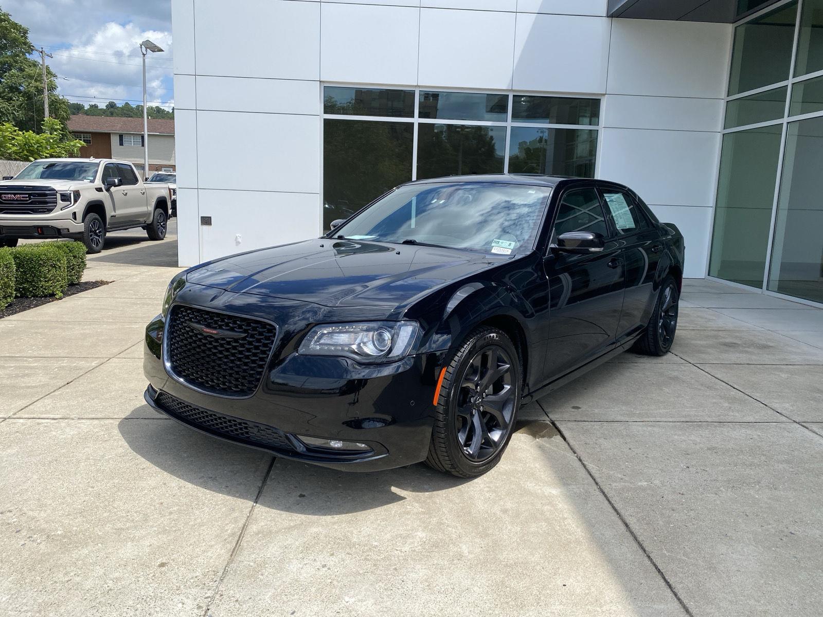 2023 Chrysler 300 S V6 RWD
