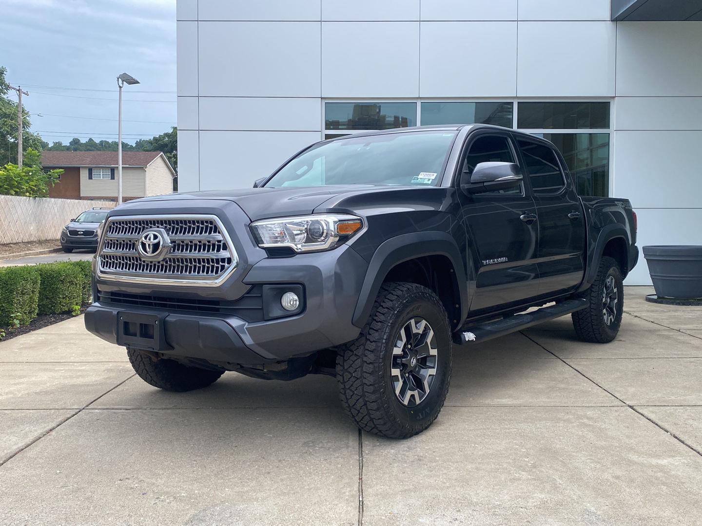 2017 Toyota Tacoma TRD Off Road V6 Double Cab 4WD