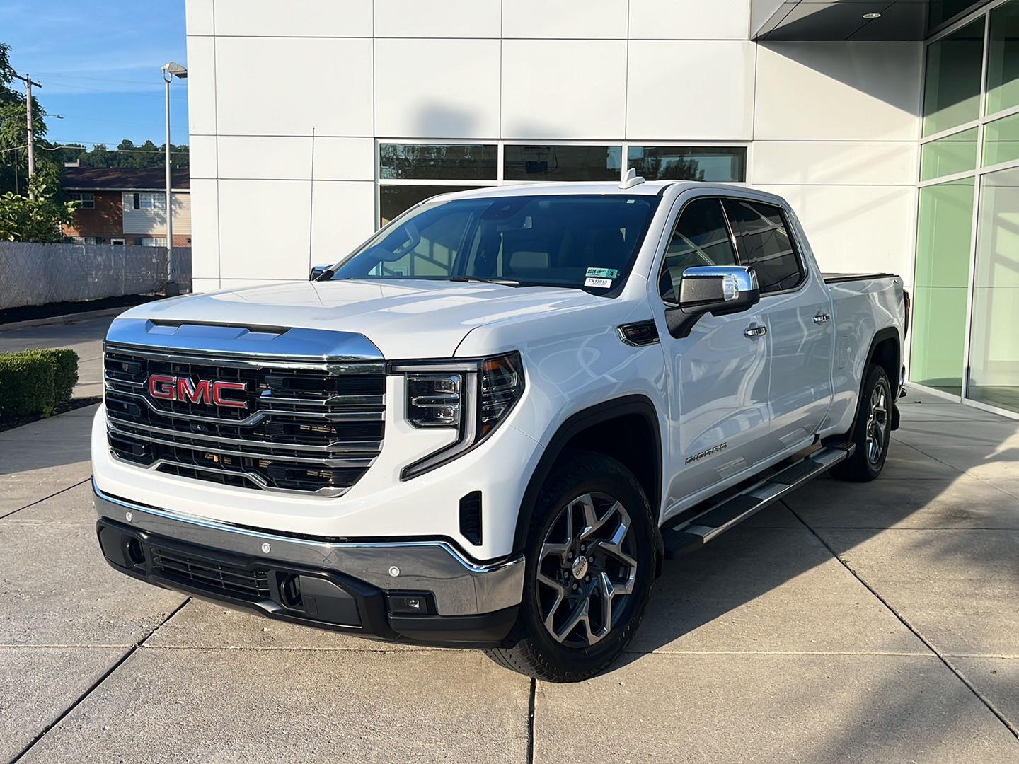 Summit White 2023 GMC Sierra 1500 Pickup Truck Four-Wheel Drive Automatic