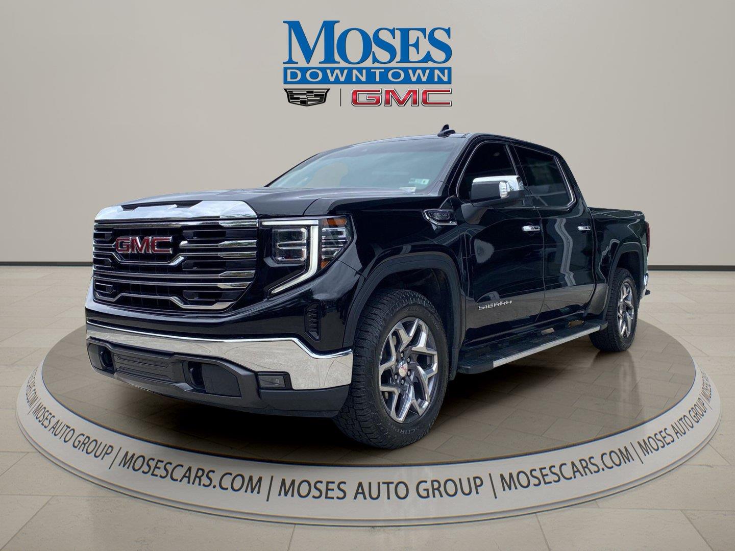 2023 GMC Sierra 1500 SLT Crew Cab 4WD
