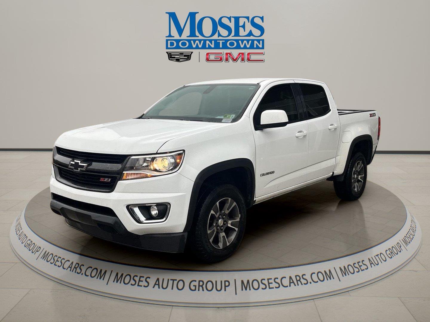 Summit White 2016 Chevrolet Colorado Pickup Truck Four-Wheel Drive 6-Speed Automatic