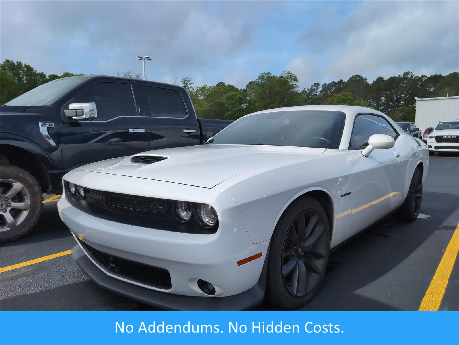 White Knuckle Clearcoat 2020 Dodge Challenger R/T RWD Coupe Rear-Wheel Drive 8-Speed Automatic