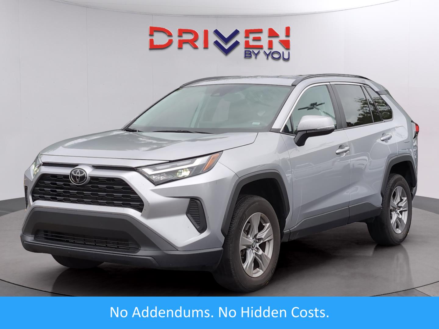 2024 Toyota RAV4 XLE FWD