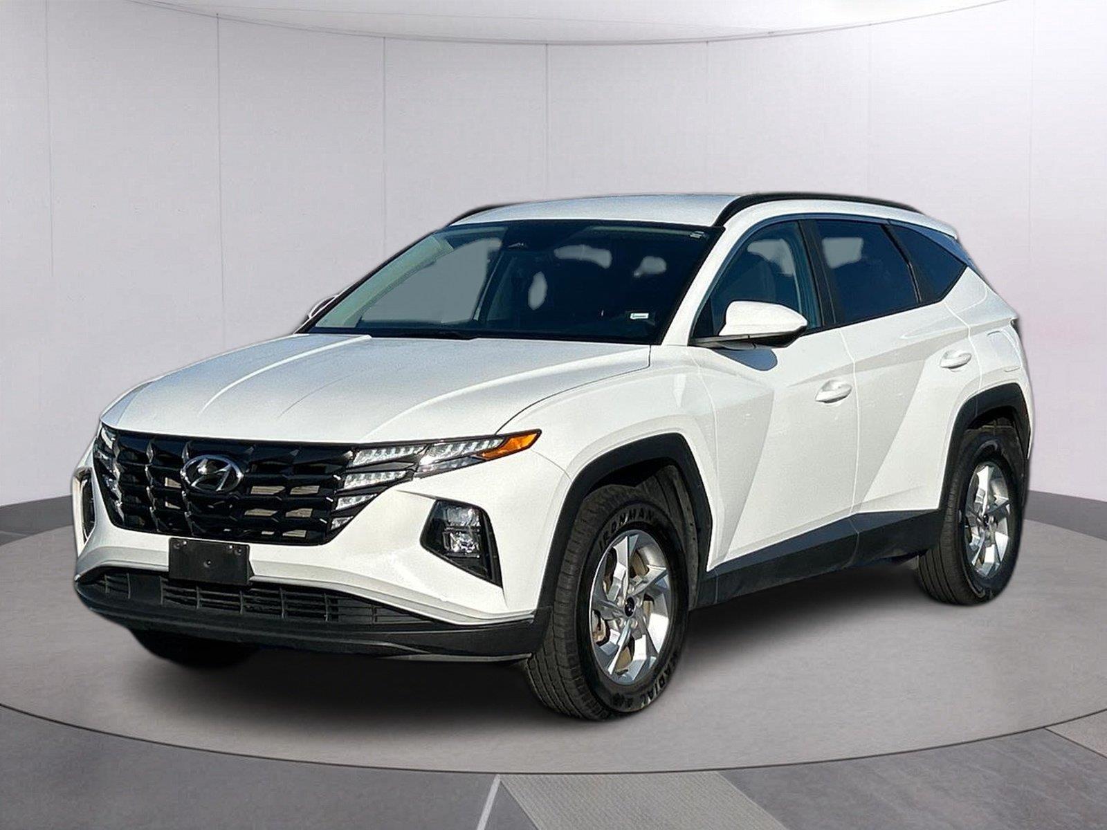 White Pearl 2024 Hyundai Tucson SUV / Crossover All-Wheel Drive Automatic