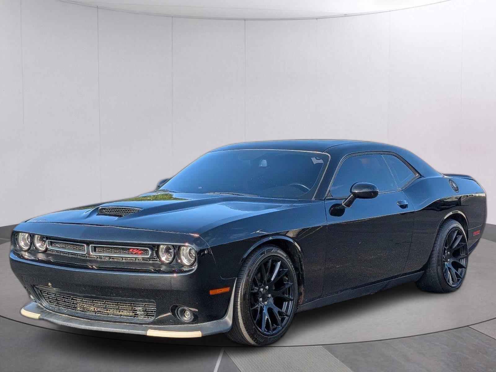 Smoke Show 2022 Dodge Challenger Coupe Rear-Wheel Drive 8-Speed Automatic