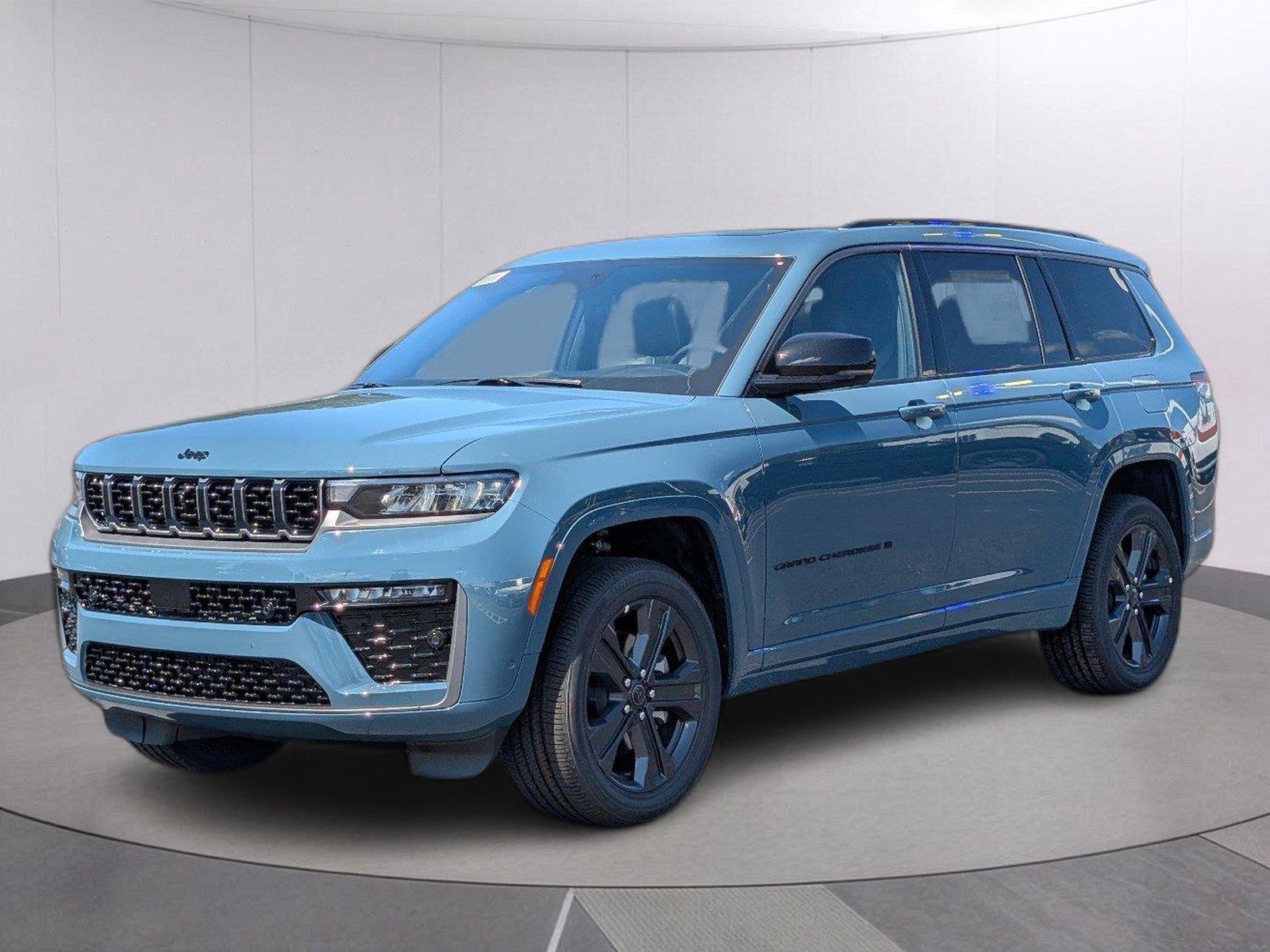 Gray (Steel Blue) 2027 Jeep Grand Cherokee L SUV / Crossover Four-Wheel Drive 8-Speed Automatic