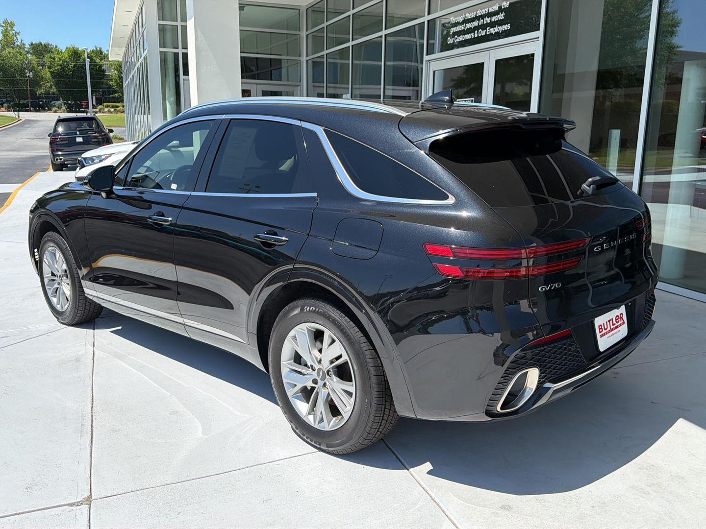 Used 2023 Genesis GV70 SUV