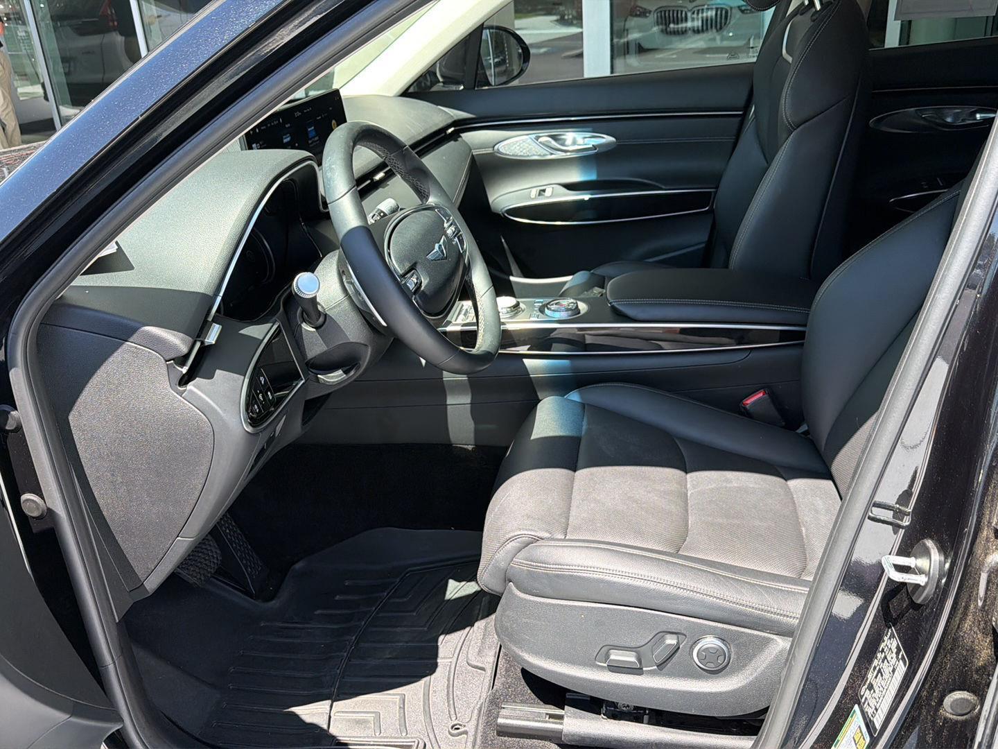 Used 2023 Genesis GV70 SUV