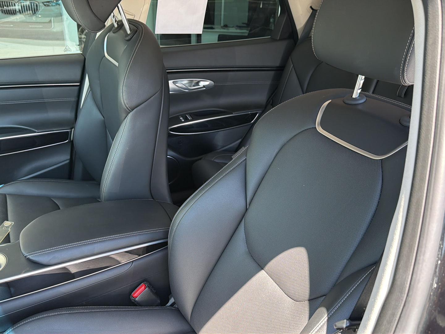 Used 2023 Genesis GV70 SUV