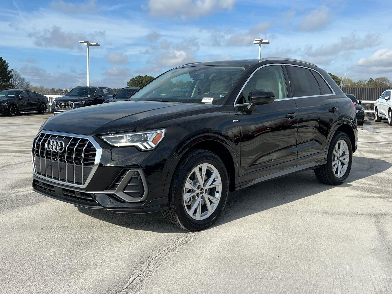 2025 Audi Q3 45 TFSI S Line Premium quattro's photo