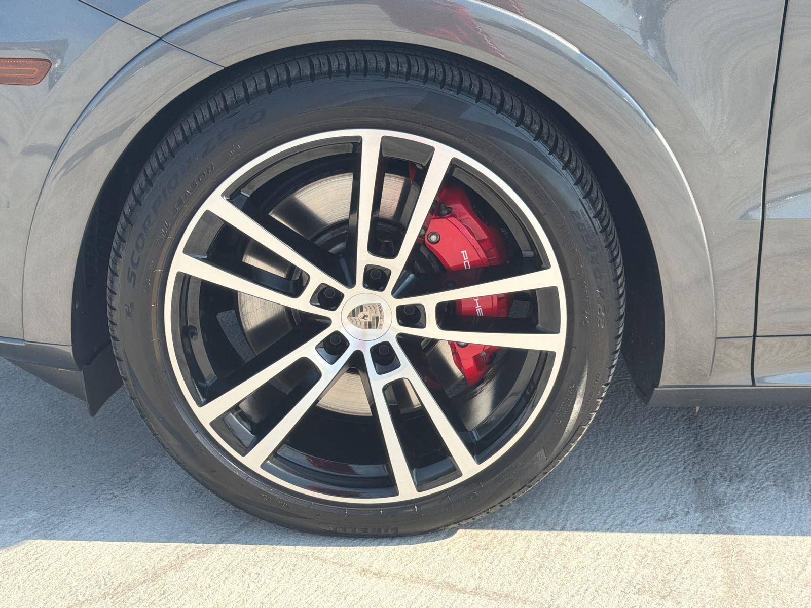 Used 2024 Porsche Cayenne SUV