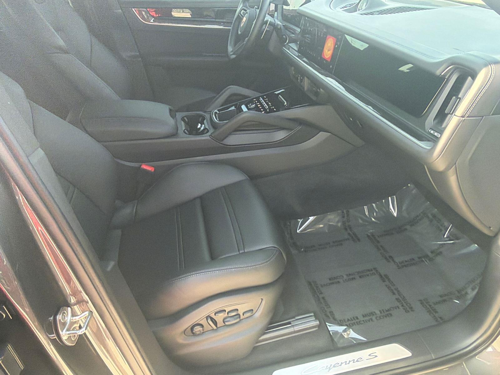 Used 2024 Porsche Cayenne SUV