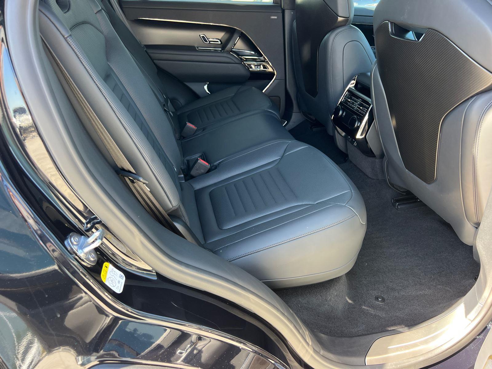 Used 2025 Land rover Range Rover Sport SUV